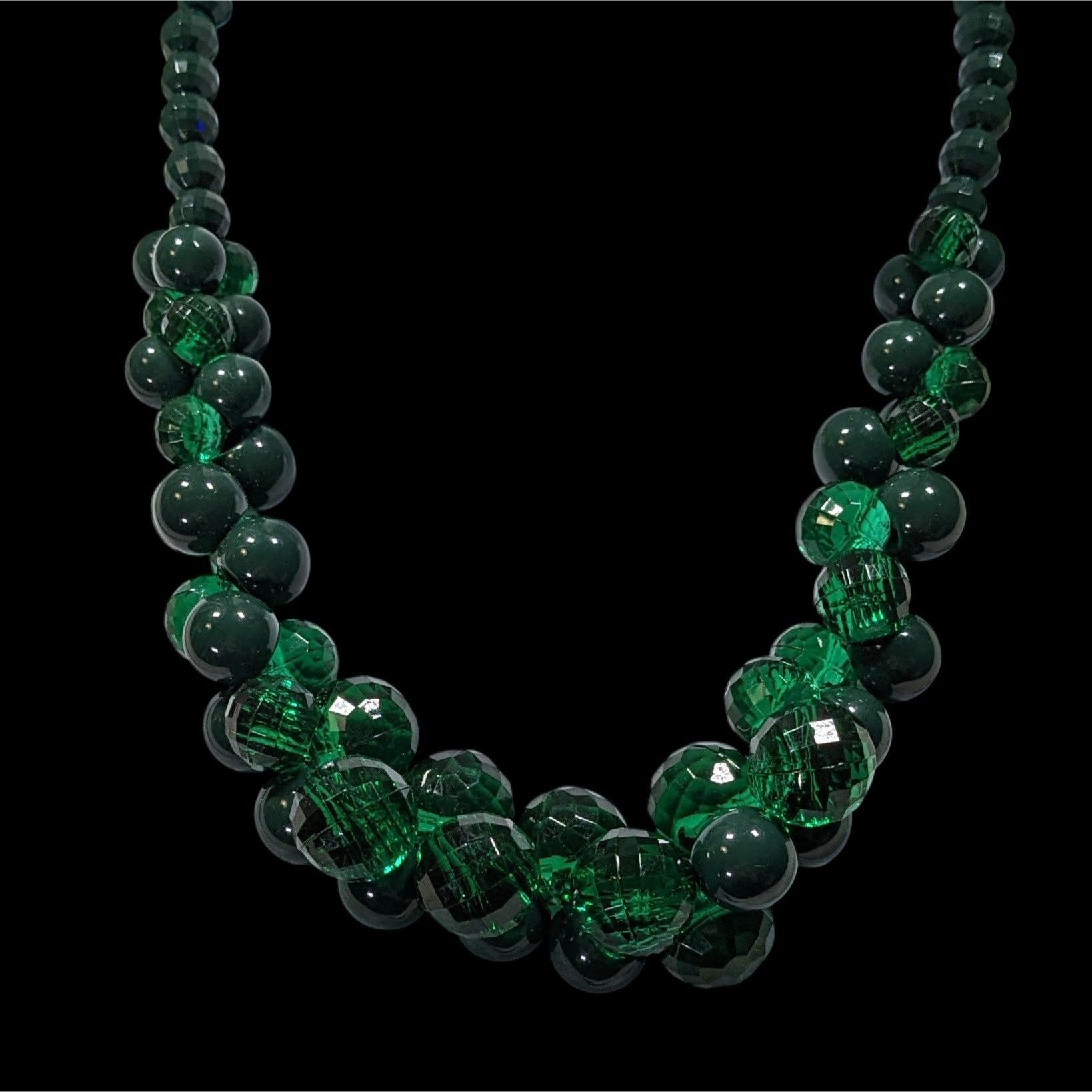 Other Chunky Cottagecore Green Beaded Torsade Necklace Size ONE SIZE - 2 Thumbnail