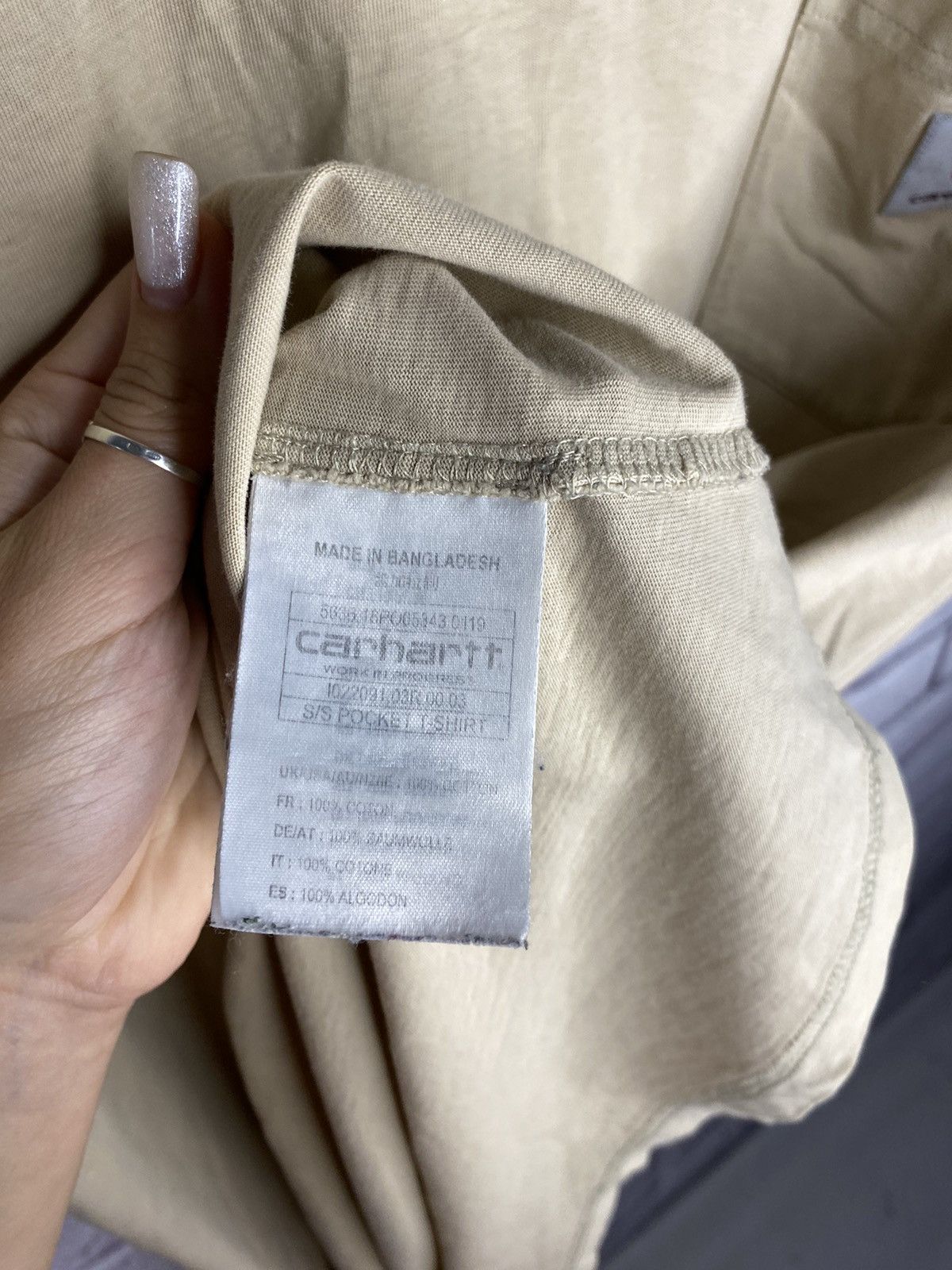 Carhartt MENS T-Shirt Vintage Carhartt mini logo streetwear y2k Size US L / EU 52-54 / 3 - 5 Thumbnail