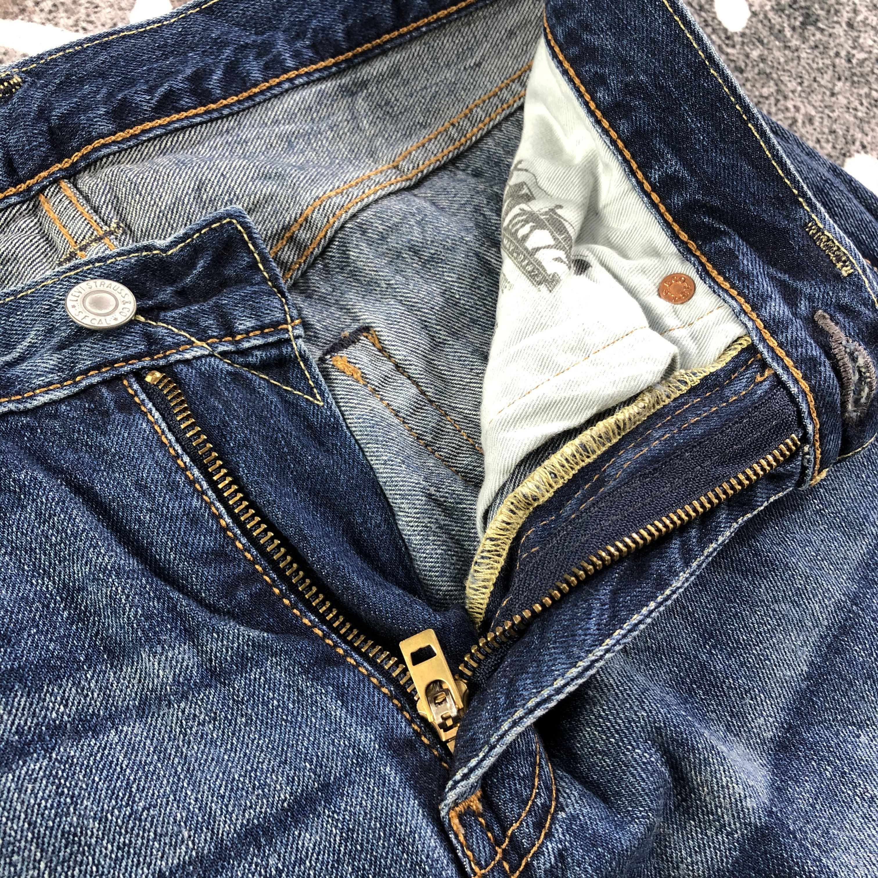 Levi's Vintage Levis 503 Jeans Faded Blue Denim KJ1668 Size US 29 - 7 Thumbnail