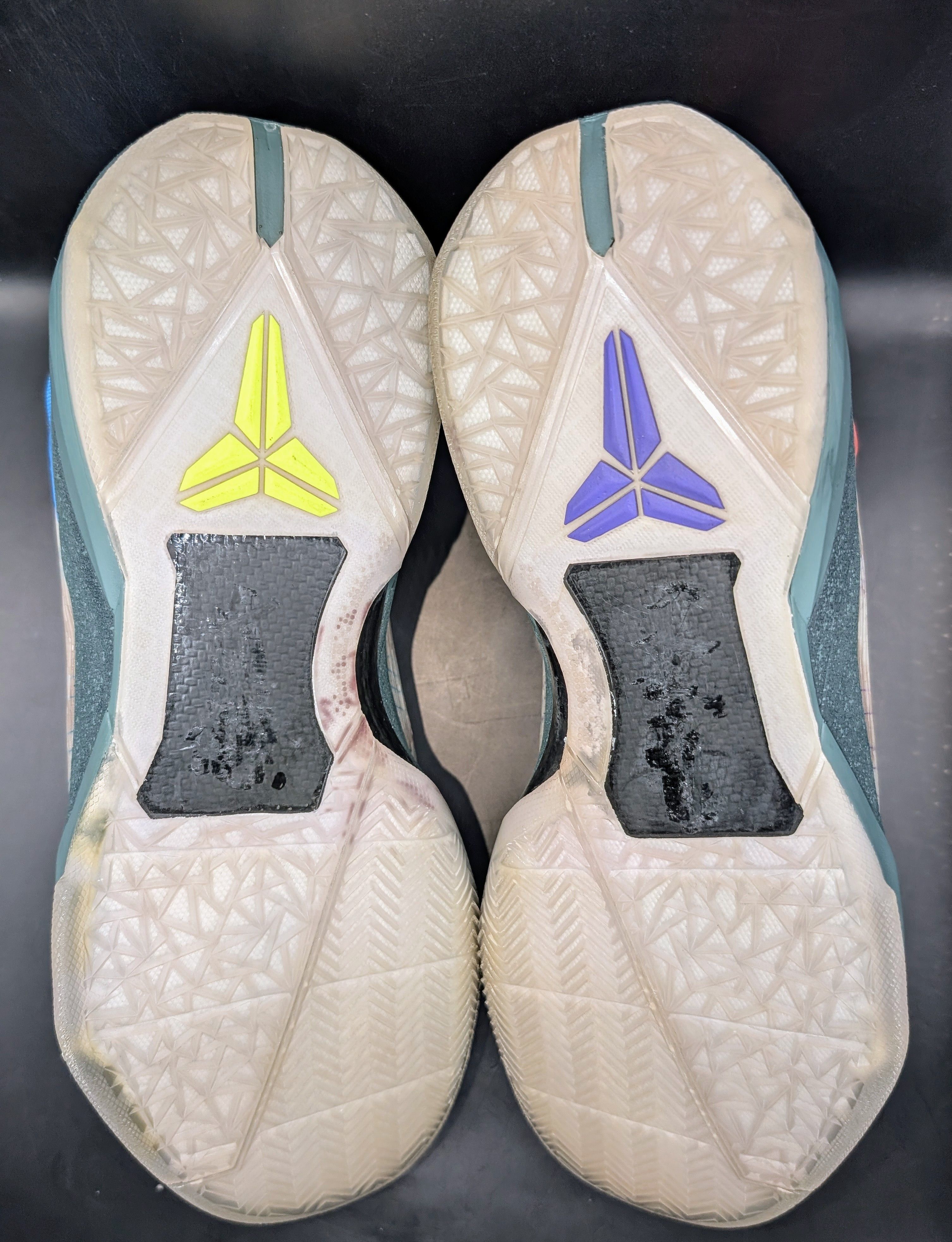 Nike Nike Zoom Kobe 7 System What The Kobe Size US 13 / EU 46 - 8 Thumbnail