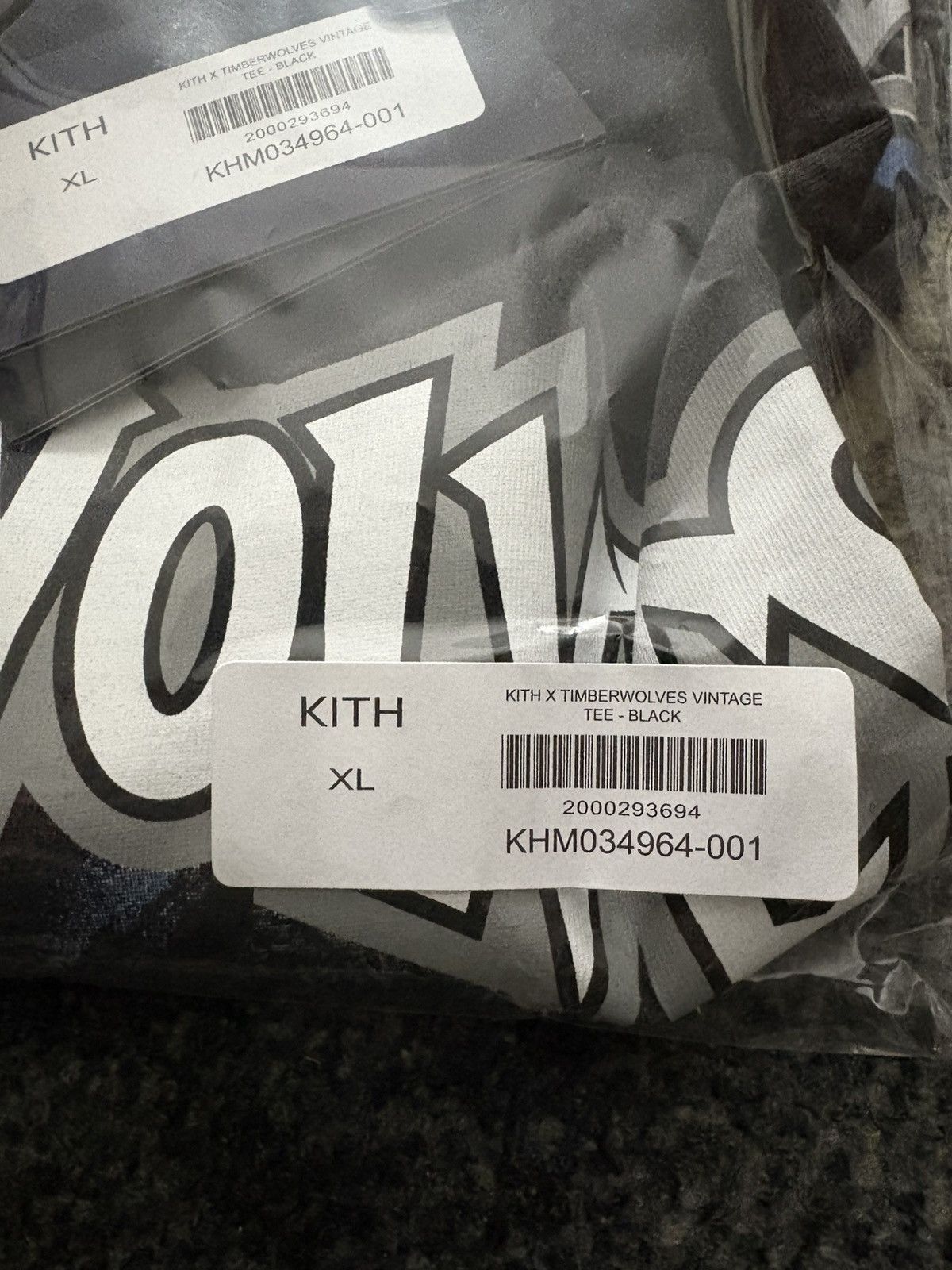 Kith × NBA KITH X TIMBERWOLVES VINTAGE TEE - BLACK Size US XL / EU 56 / 4 - 3 Thumbnail
