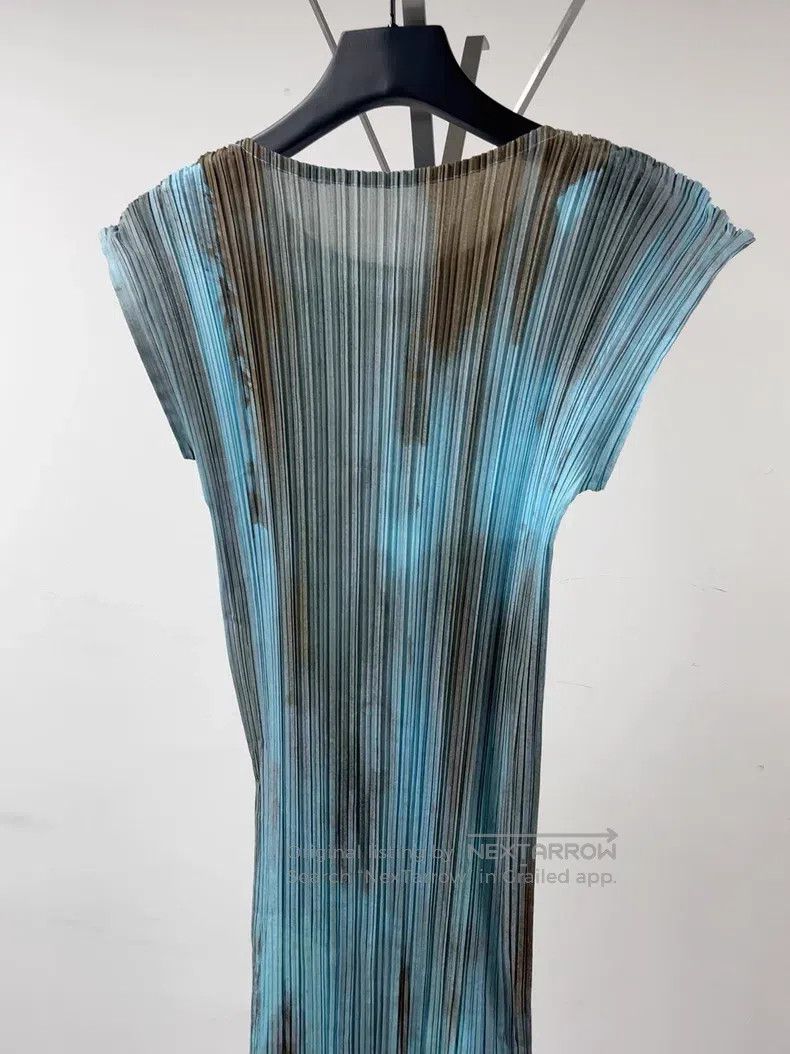 Issey Miyake Issey Miyake Blue and Brown Gradient Pleated Dress Size S / US 4 / IT 40 - 3 Thumbnail