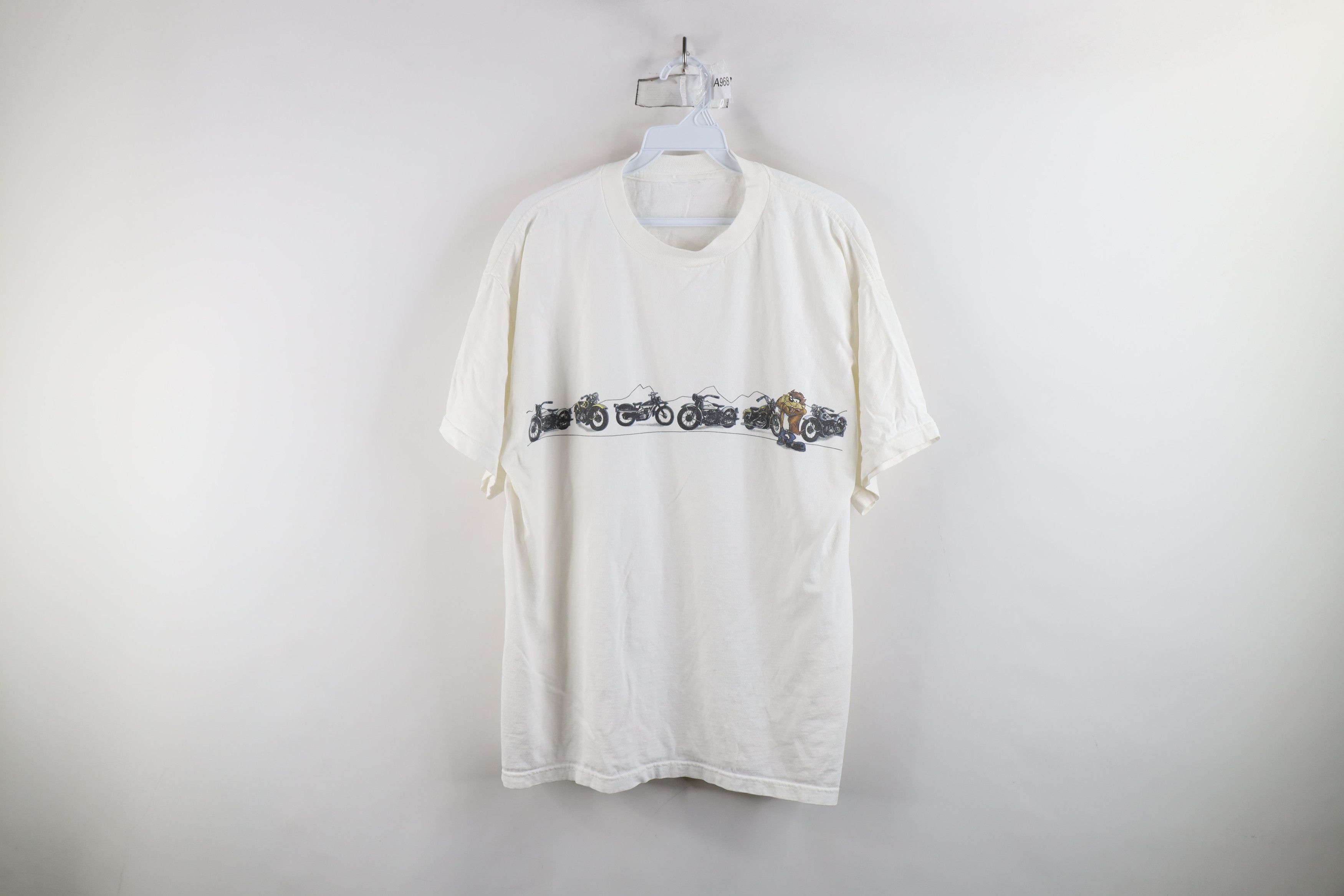 Vintage Vintage 90s Looney Tunes Devil Motorcycle T-Shirt White Size US L / EU 52-54 / 3 - 1 Thumbnail
