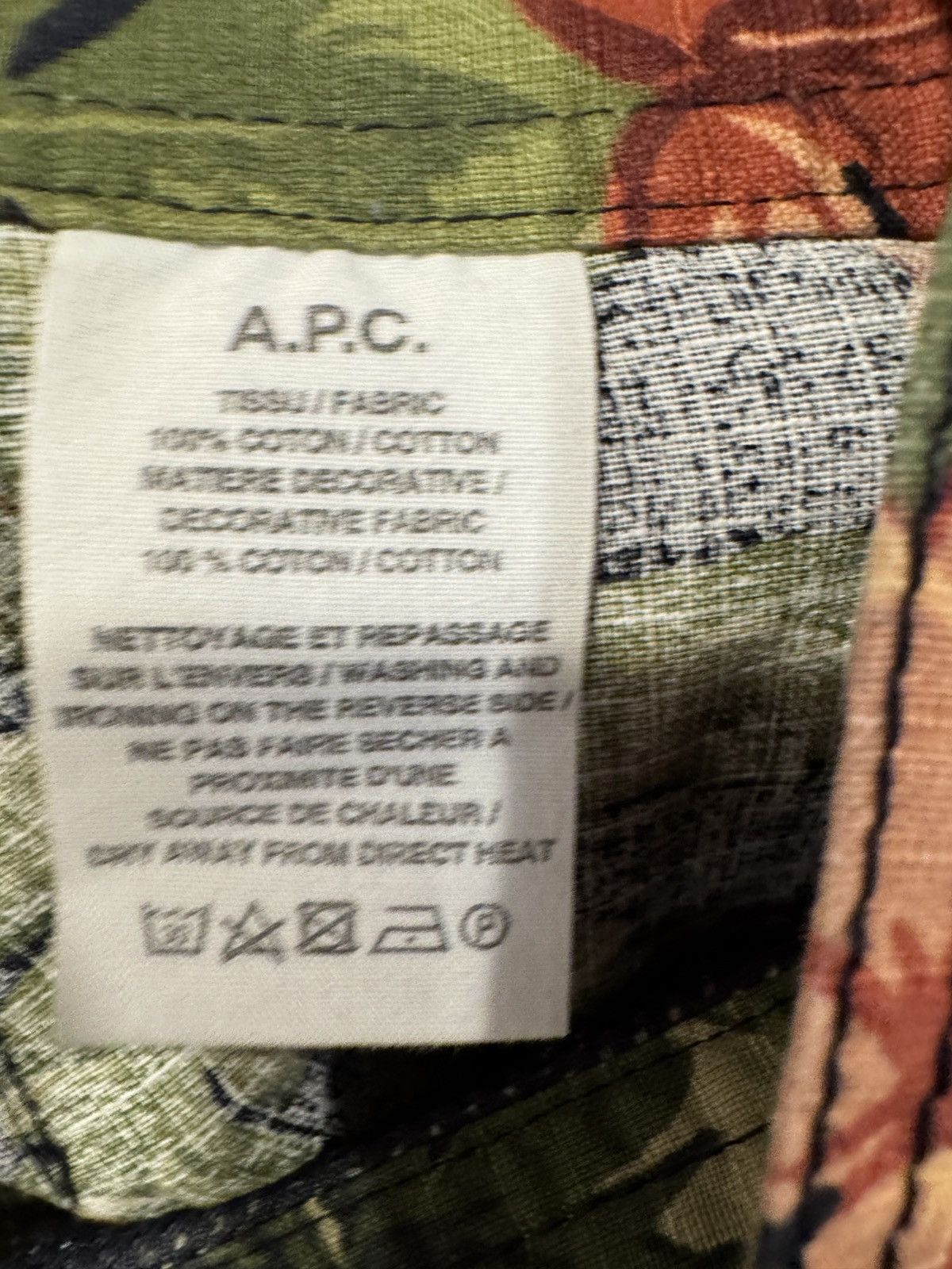 A.P.C. A.P.C. Floral Print Shorts NWT Size Medium Size US 32 / EU 48 - 6 Thumbnail