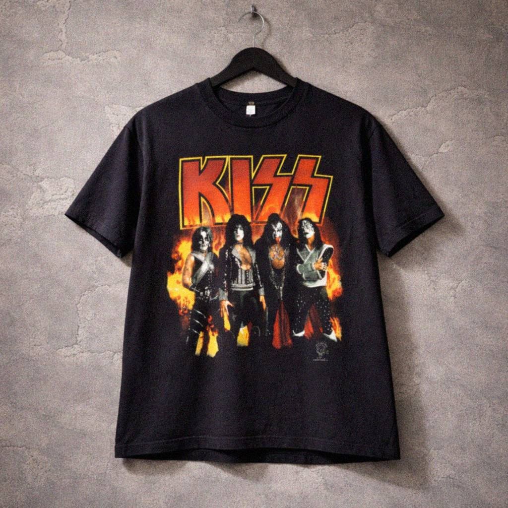 KISS Vintage Kiss 1996-1997 World Tour Rock Band T-shirt Size US M / EU 48-50 / 2 - 1 Thumbnail