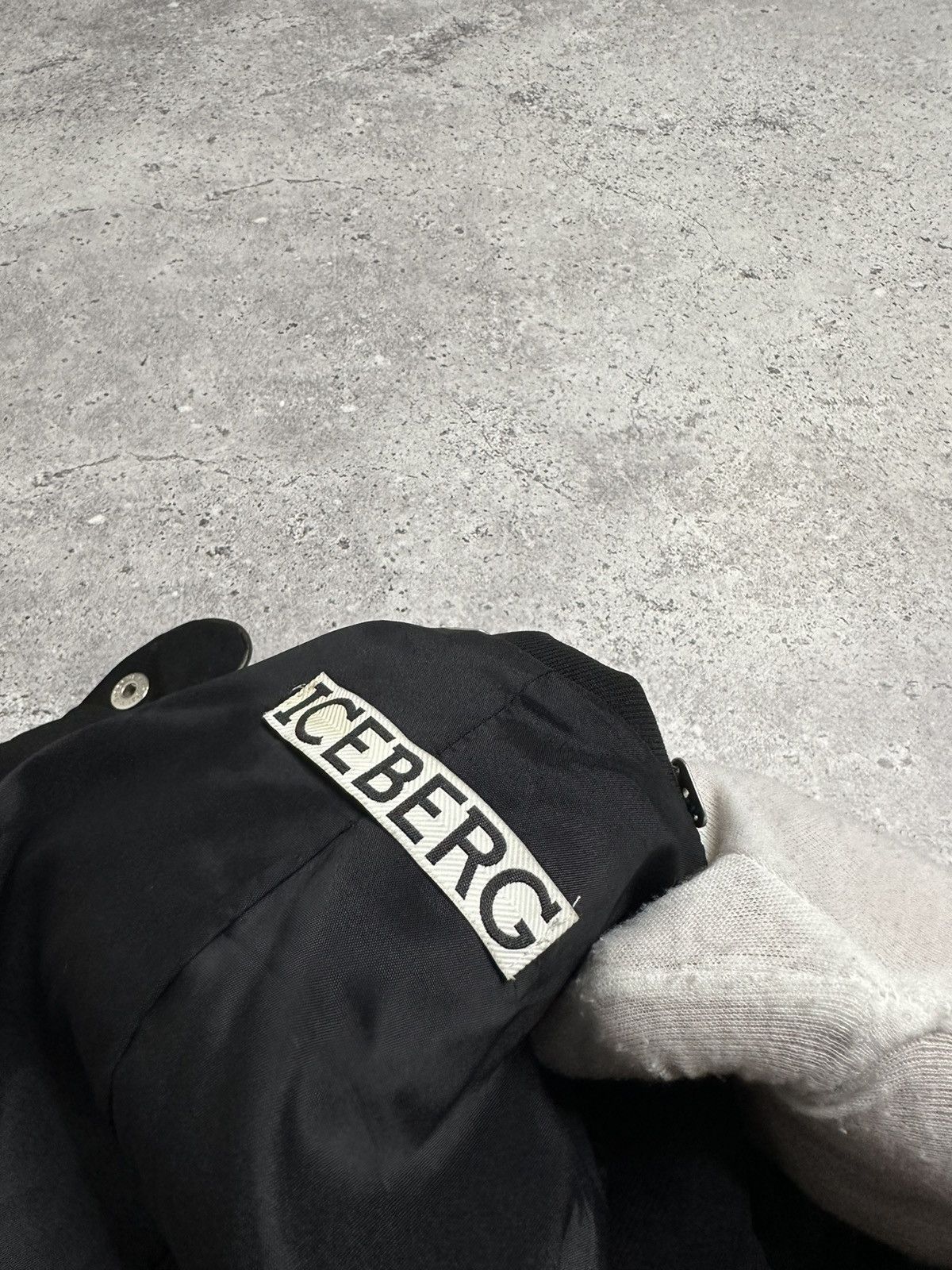 Iceberg Rare Y2K Iceberg By Gilmar Wool Jacket With A Fur Collar Size S / US 4 / IT 40 - 10 Thumbnail