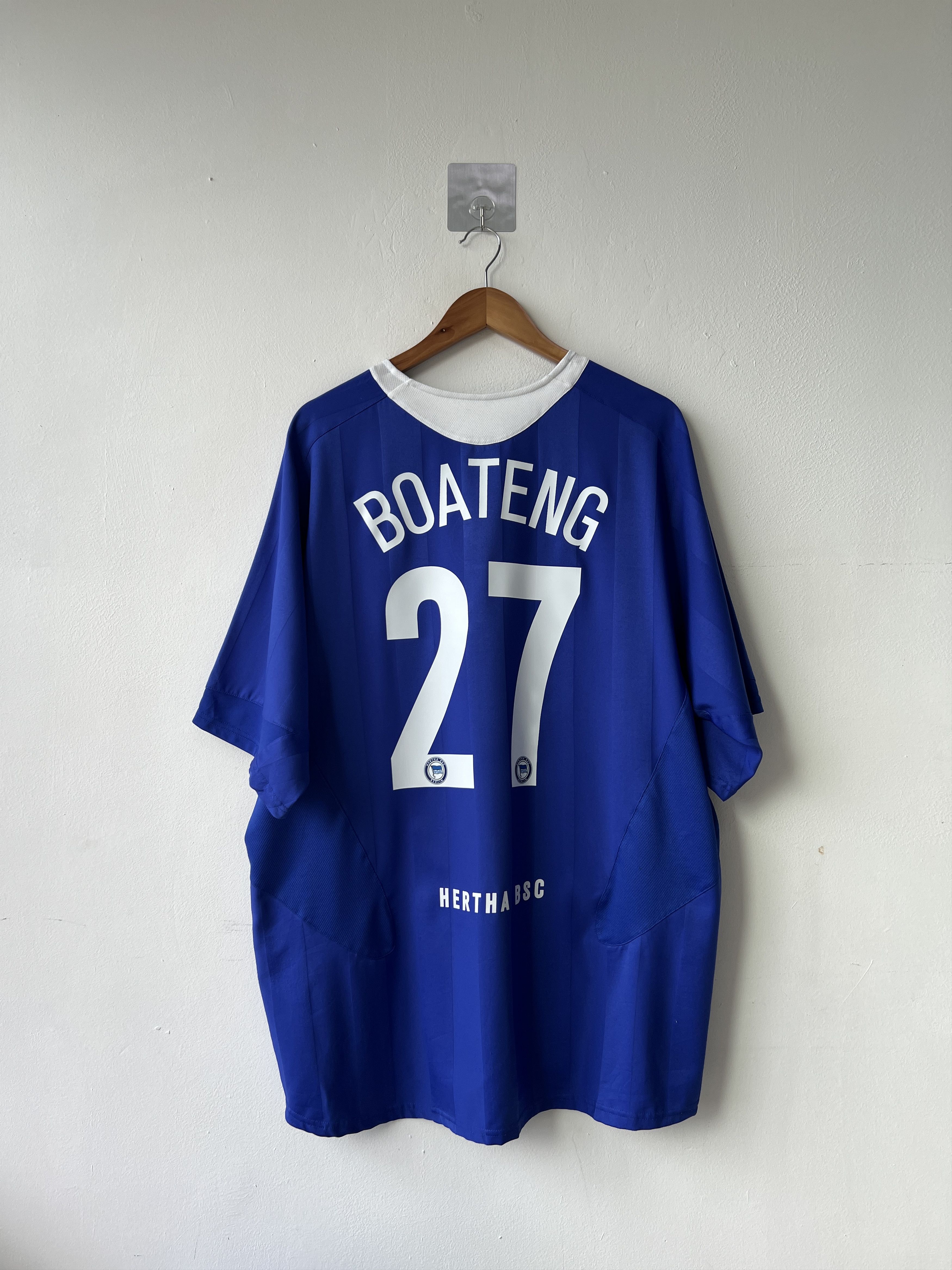 Nike (XXL Hertha Berlin 2005-06 Home Kit Boateng #27 Size US XXL / EU 58 / 5 - 1 Thumbnail