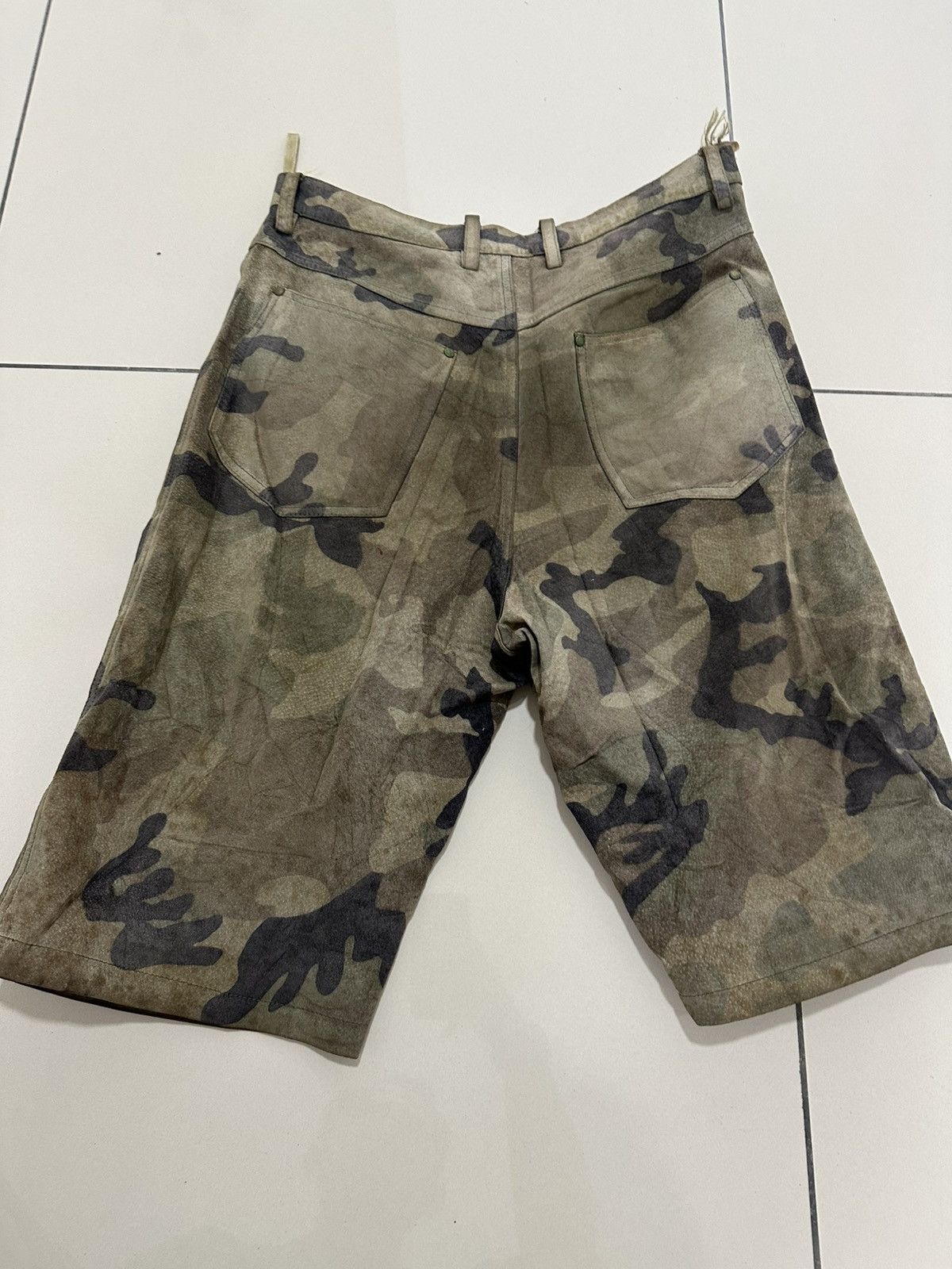 Harley Davidson Vintage Harley Davidson Short Pant Camouflage Leather Design Size US 30 / EU 46 - 8 Thumbnail