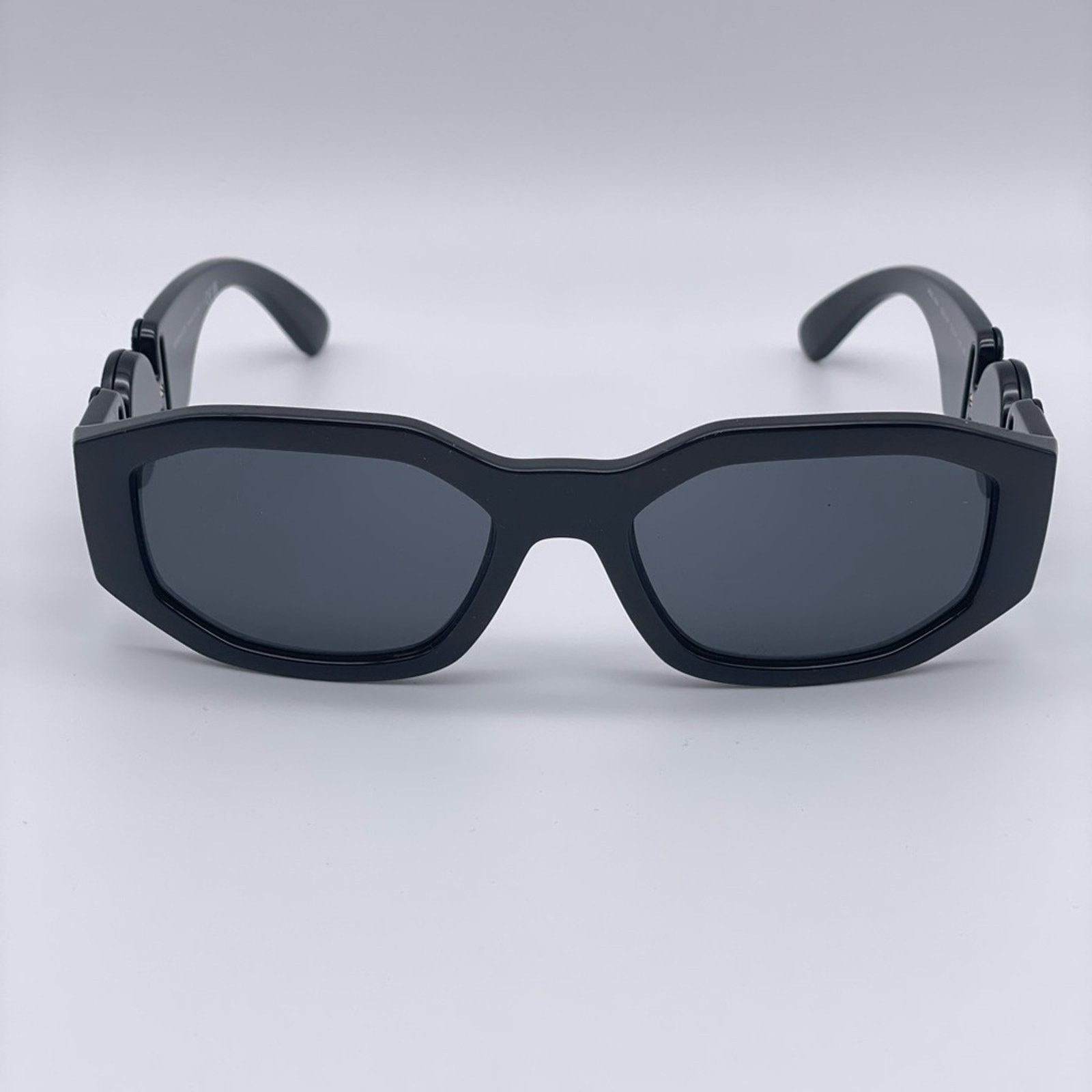 Versace NEW VERSACE VE4361 536087 Black/Dark Grey Unisex Sunglasses Size ONE SIZE - 7 Thumbnail