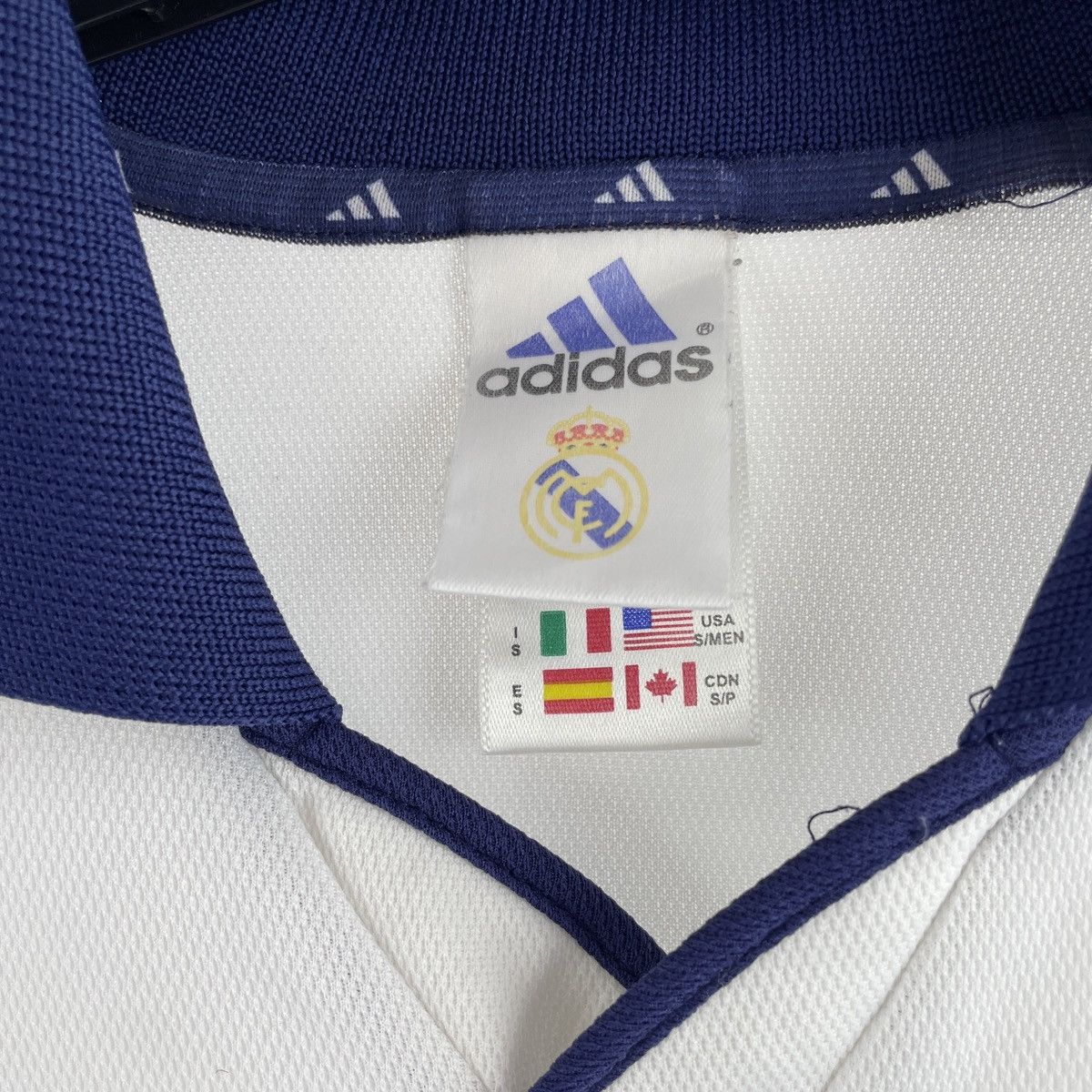 Adidas Vintage Real Madrid Home Jersey Shirt Rare 2000/2001 size S Size US S / EU 44-46 / 1 - 7 Thumbnail