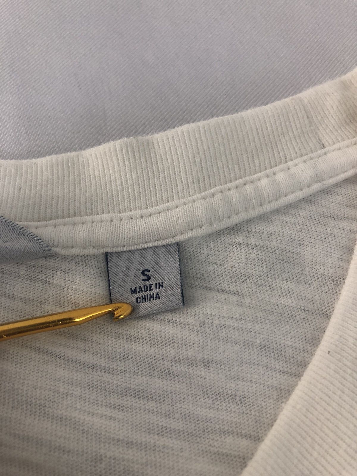 Undercover × Uniqlo Undercover X Uniqlo Tee UU Big Logo Japanese Brand Size US S / EU 44-46 / 1 - 6 Thumbnail