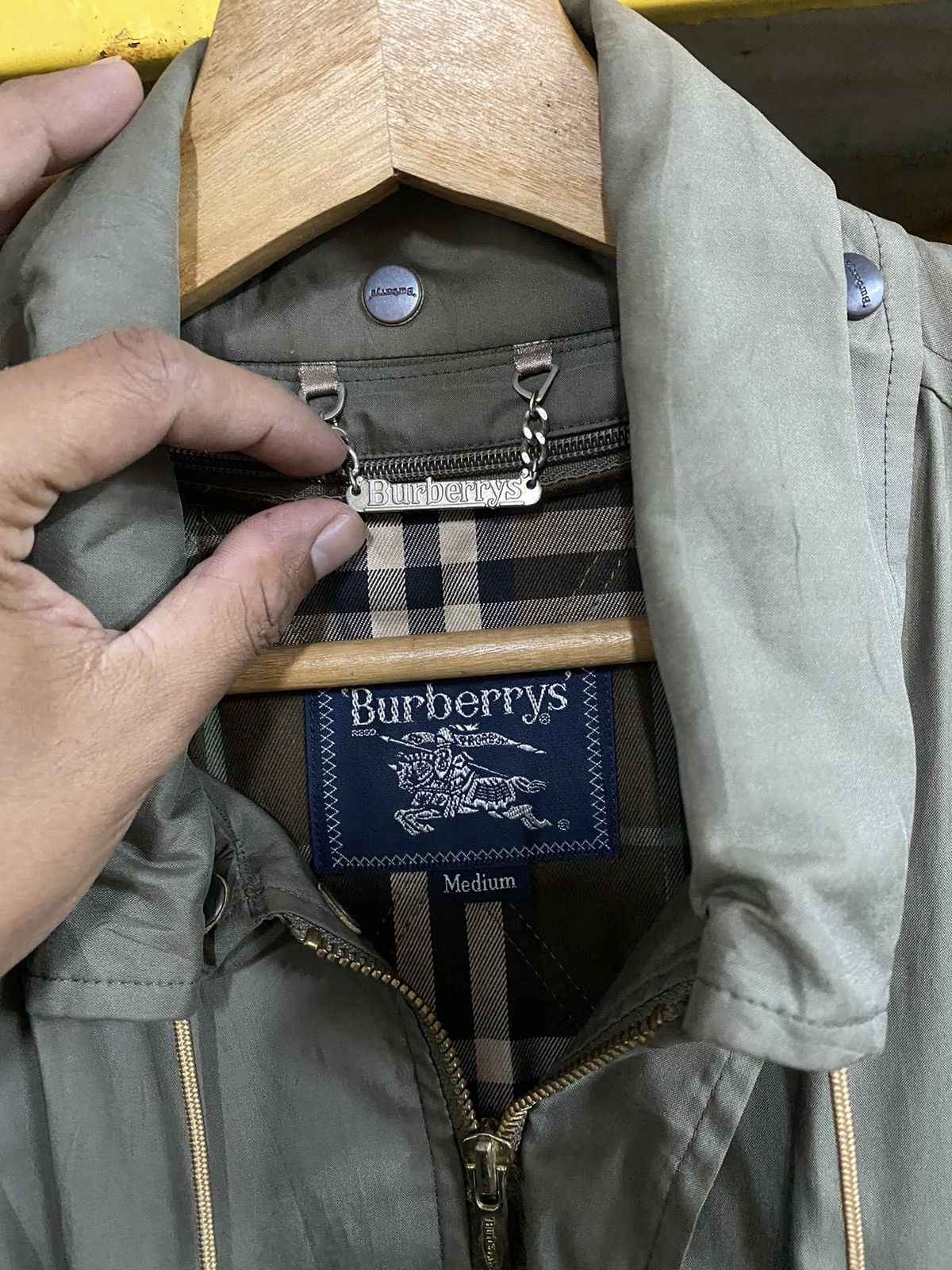 Burberry × Vintage Burberry Vintage Quilted Lining Nova Check Parka Size US M / EU 48-50 / 2 - 4 Thumbnail