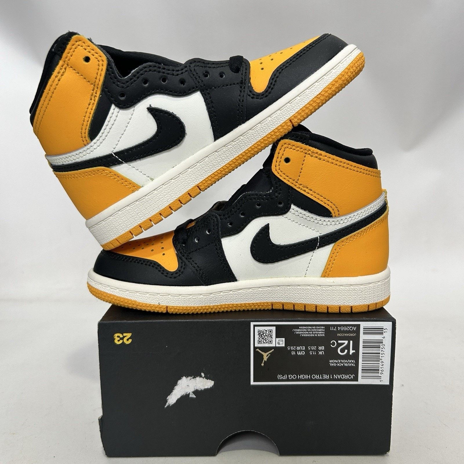 Nike Nike Air Jordan 1 Retro High OG PS “Taxi-Black-Sail” Size US 12 / IT 42 - 3 Thumbnail