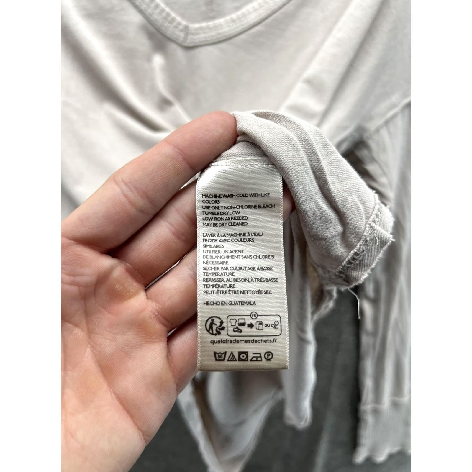 Free People We The Free Shirt Women Large Gray V Neck Long Sleeve Ruffle Cuff Jersey T-Shirt Size L / US 10 / IT 46 - 2 Thumbnail