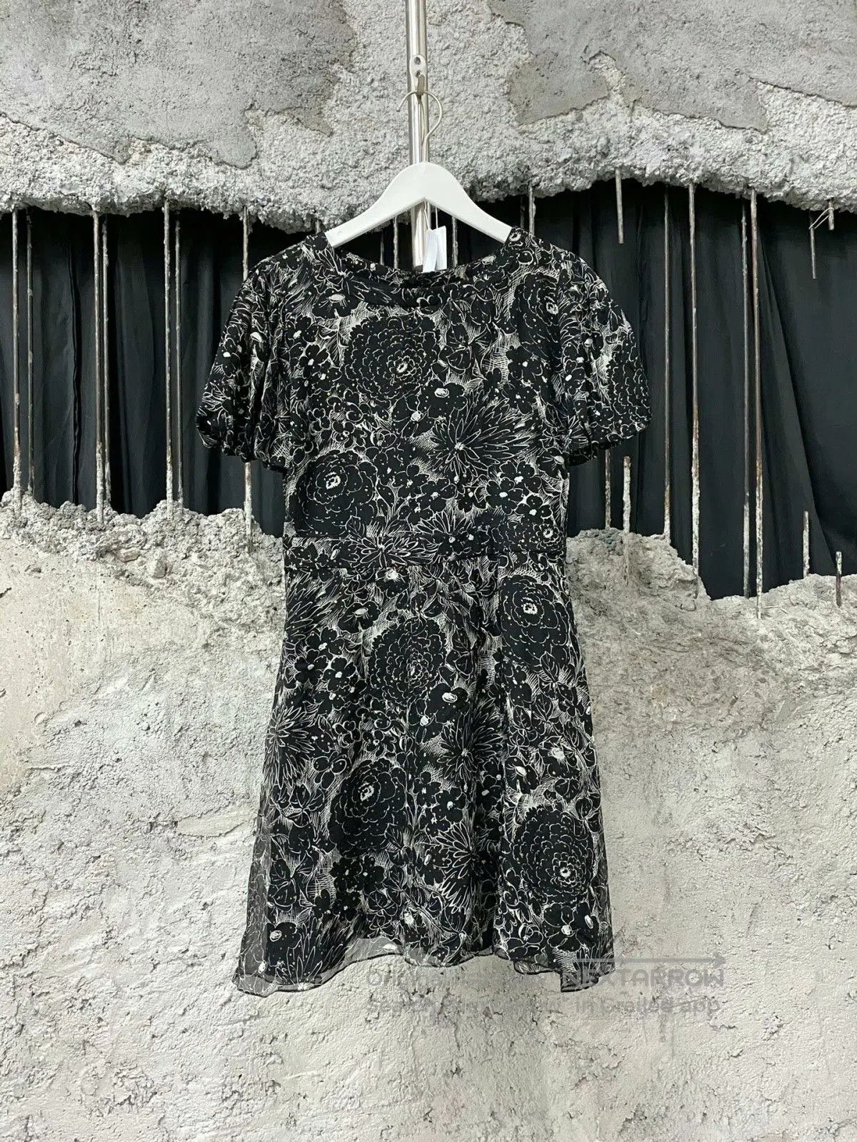 Saint Laurent Paris Saint Laurent SLP Black White Floral Dress. Size S / US 4 / IT 40 - 1 Thumbnail