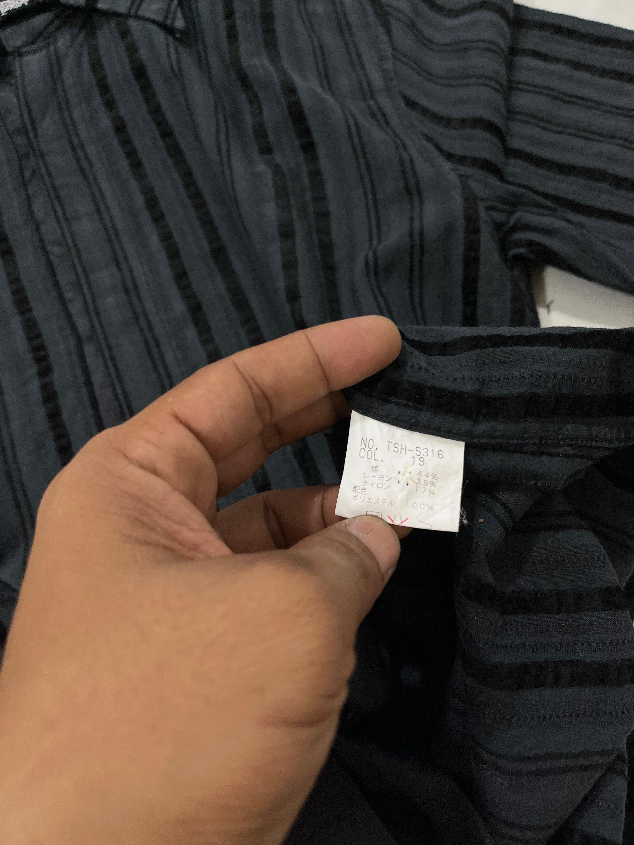 Tornado Mart Tornado Mart Stripe Button Ups Shirt Size US L / EU 52-54 / 3 - 6 Thumbnail