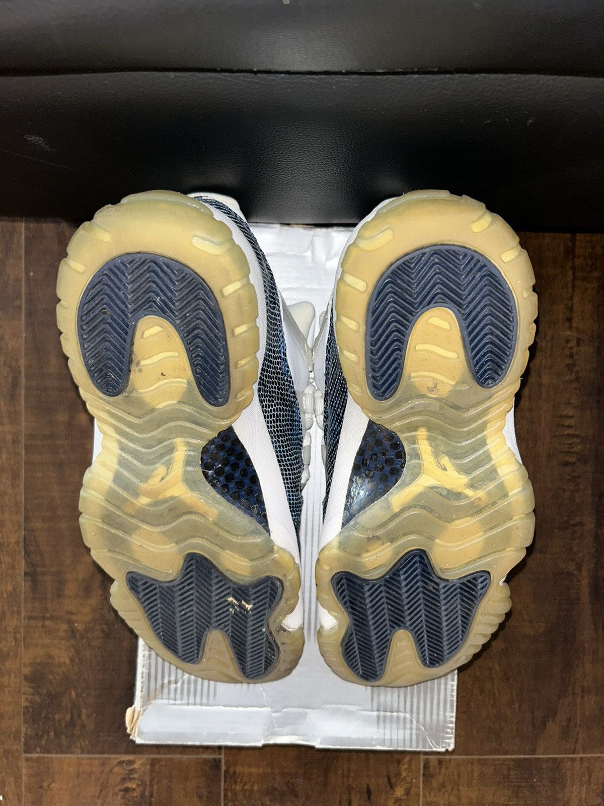 Jordan Brand 2001 low Jordan 11 navy snake skin Size US 8 / EU 41 - 3 Thumbnail