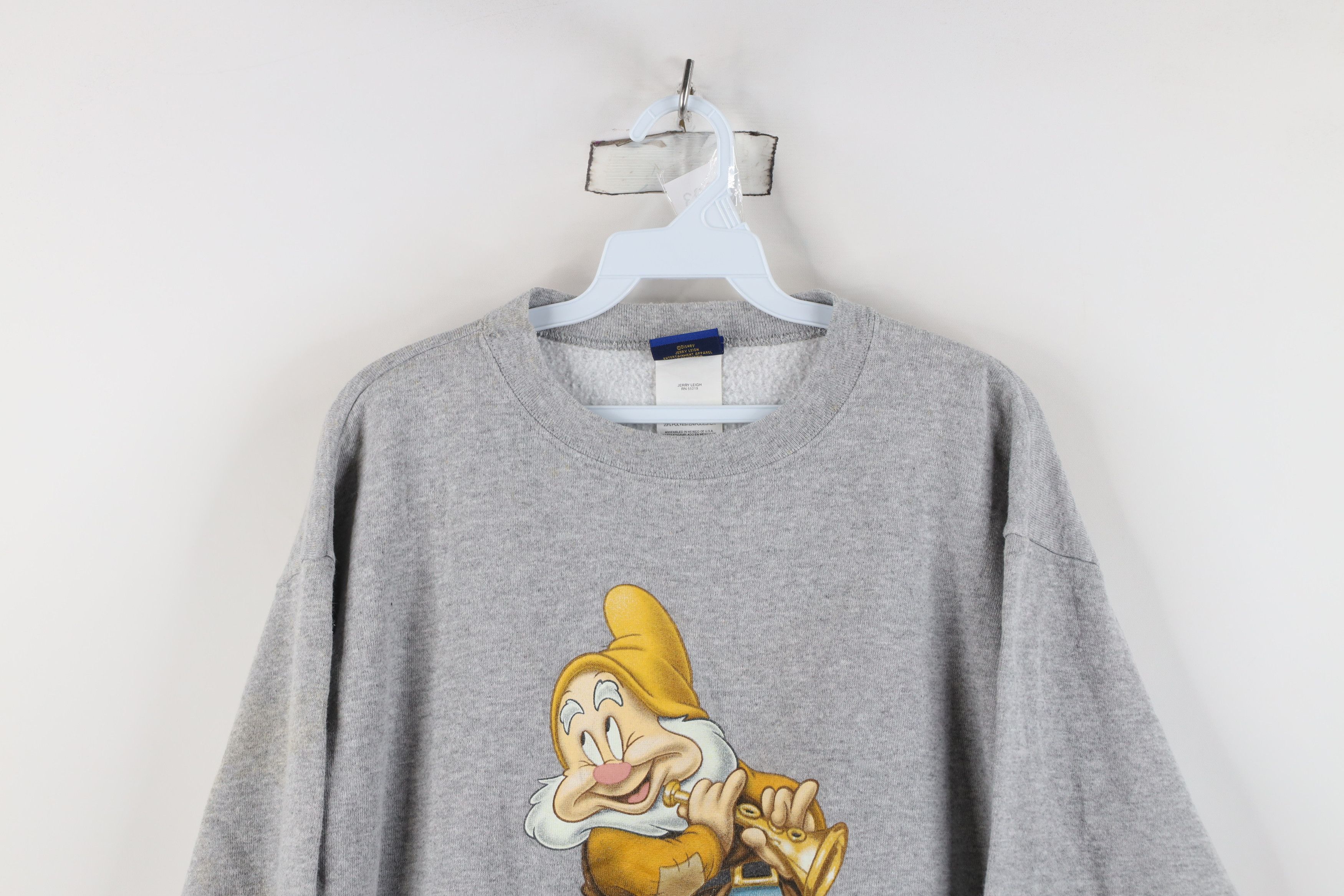 Disney Vintage 90s Disney Snow White Dwarf Crewneck Sweatshirt Size S / US 4 / IT 40 - 2 Thumbnail