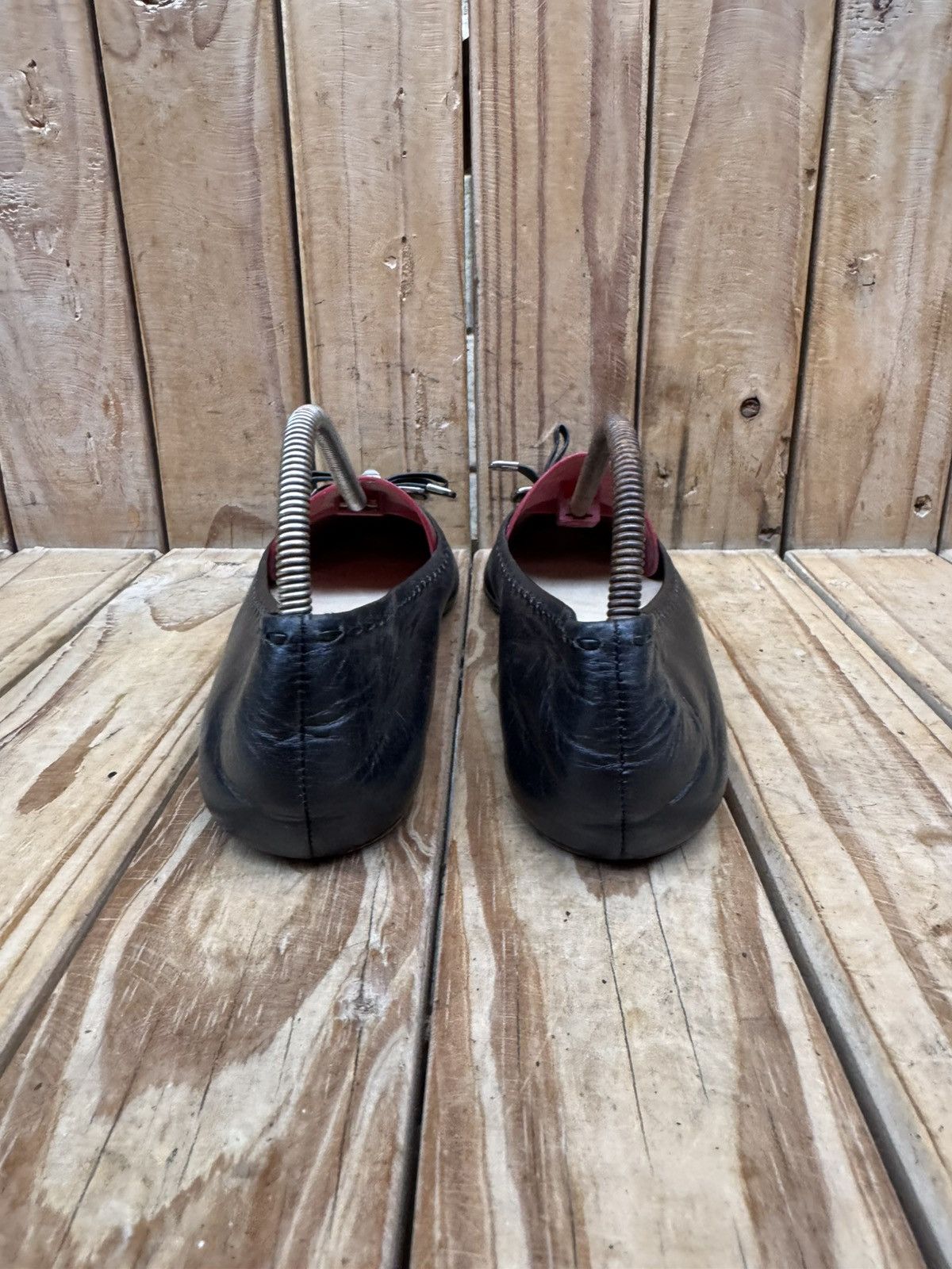 Christian Dior Monsieur Christian Dior black Women’s leather flats EUR 37 US 7 UK 4 Size US 7 / IT 37 - 25 Thumbnail