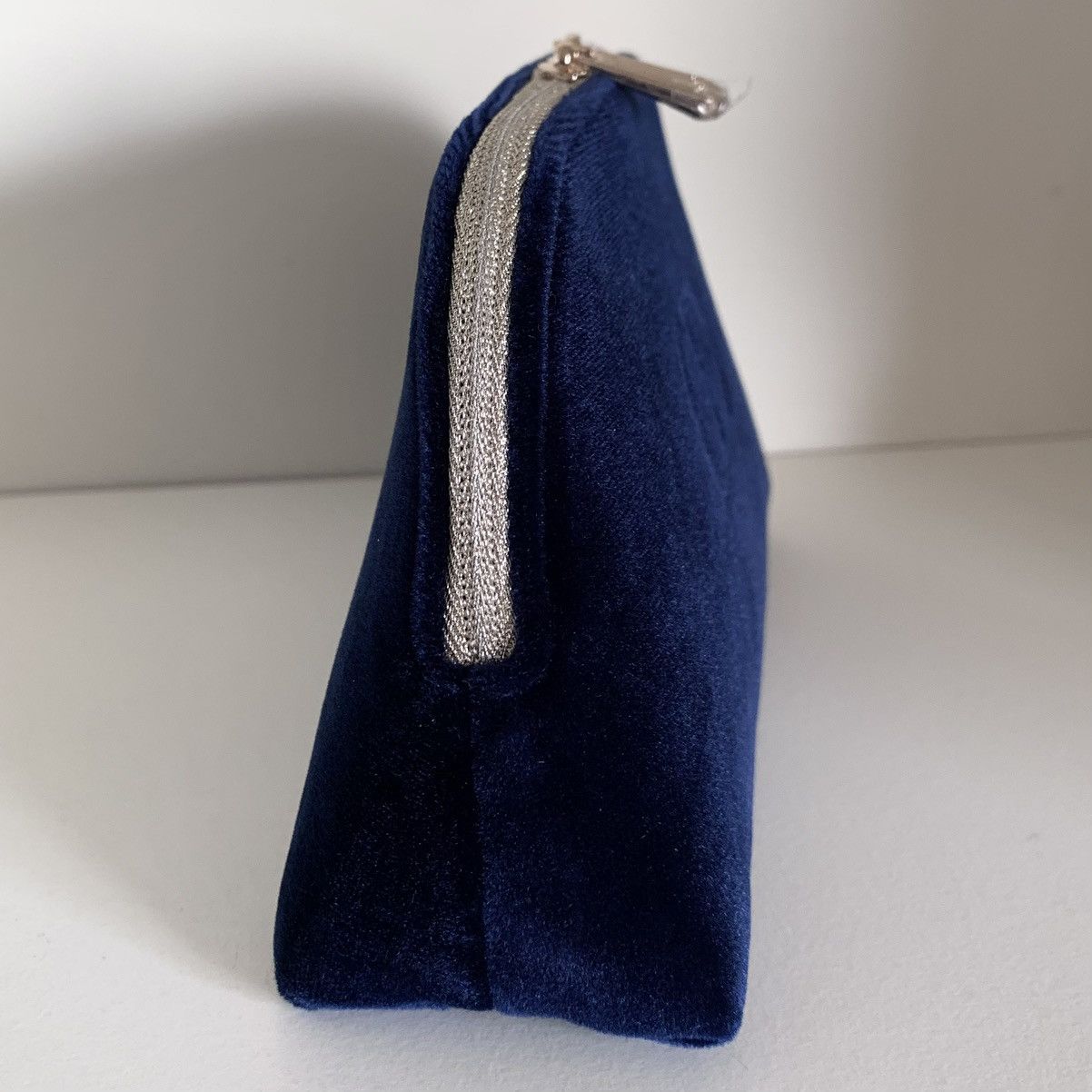 Dior Dior navy velour zippy pouch Size ONE SIZE - 7 Thumbnail
