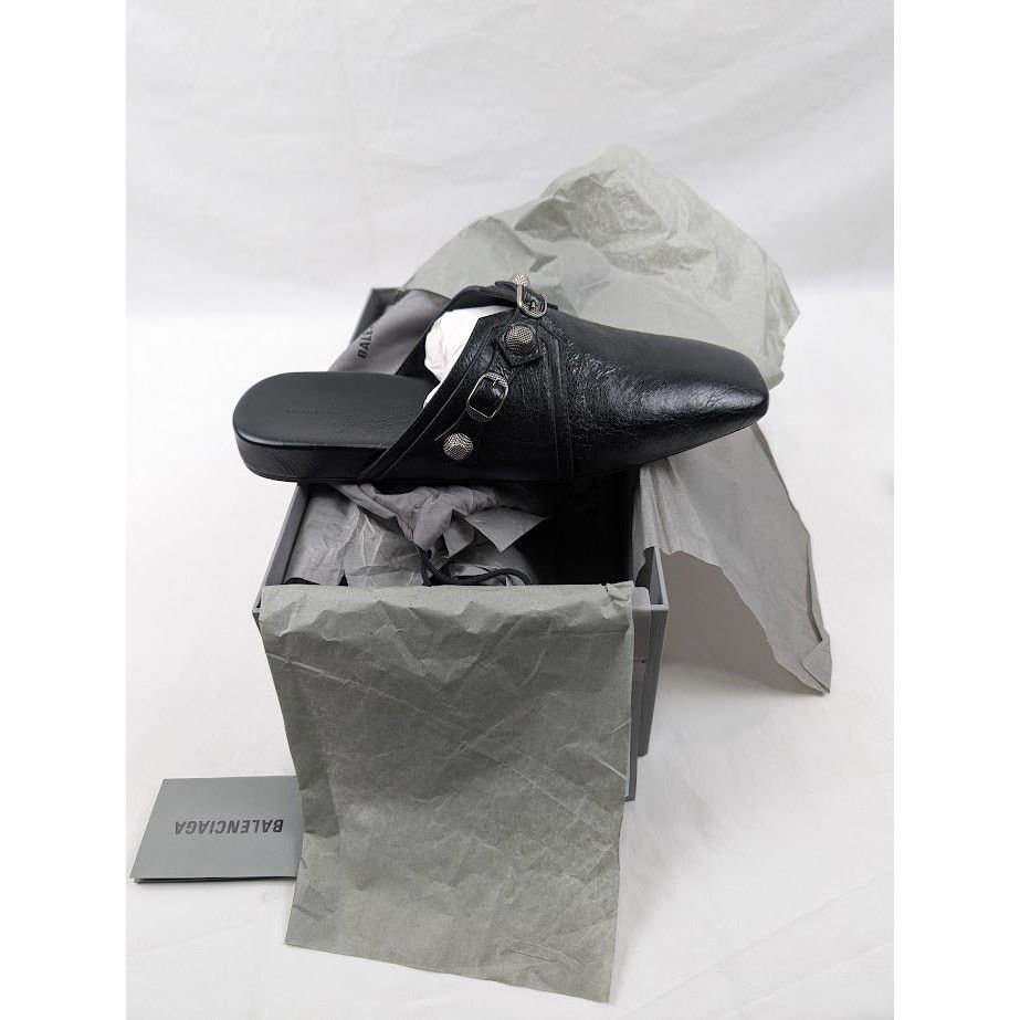 Balenciaga o1rshd1 Q:2 / Cosy Cagole F005 Arena Mules in Black/Aged Size US 13 / EU 46 - 19 Thumbnail
