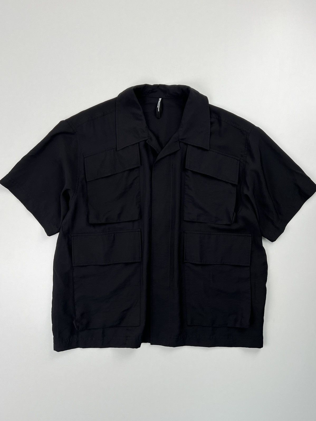 image of Initial Fashion Hk New Vintage Urban Gear Gentleman Shirt M in Black, Men's (Size Medium)