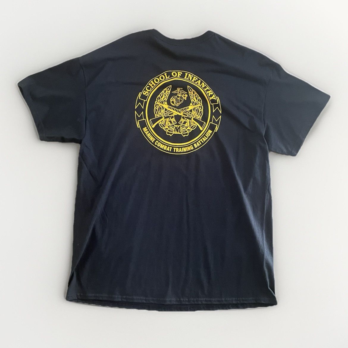 Vintage “School Of Infantry” Tee Size US XL / EU 56 / 4 - 2 Thumbnail