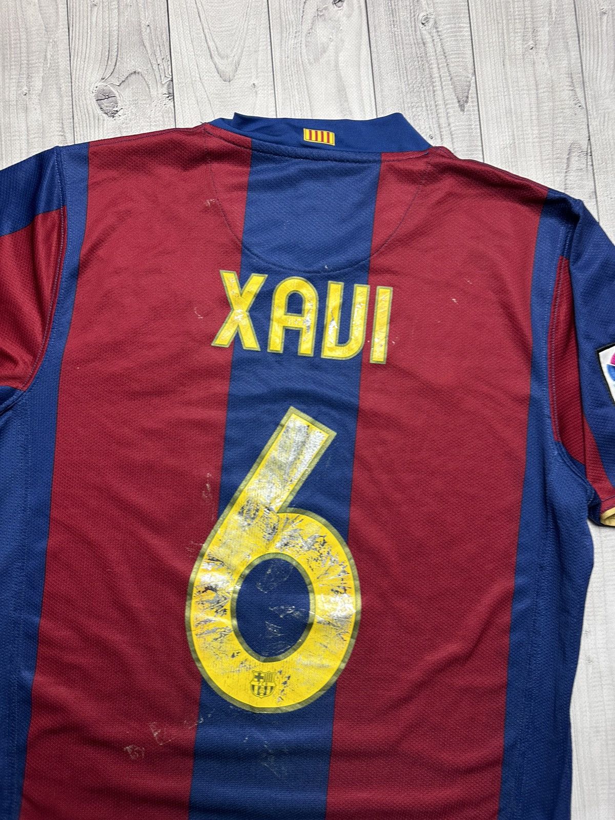 Vintage Vintage Barcelona soccer jersey 6 Havi rare size M Size US M / EU 48-50 / 2 - 3 Thumbnail