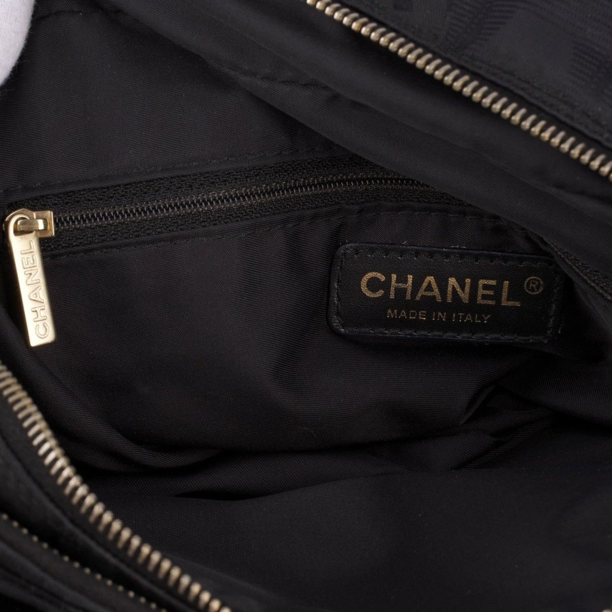 Chanel Chanel Mini Travel Line Handbag – Black Size ONE SIZE - 9 Thumbnail