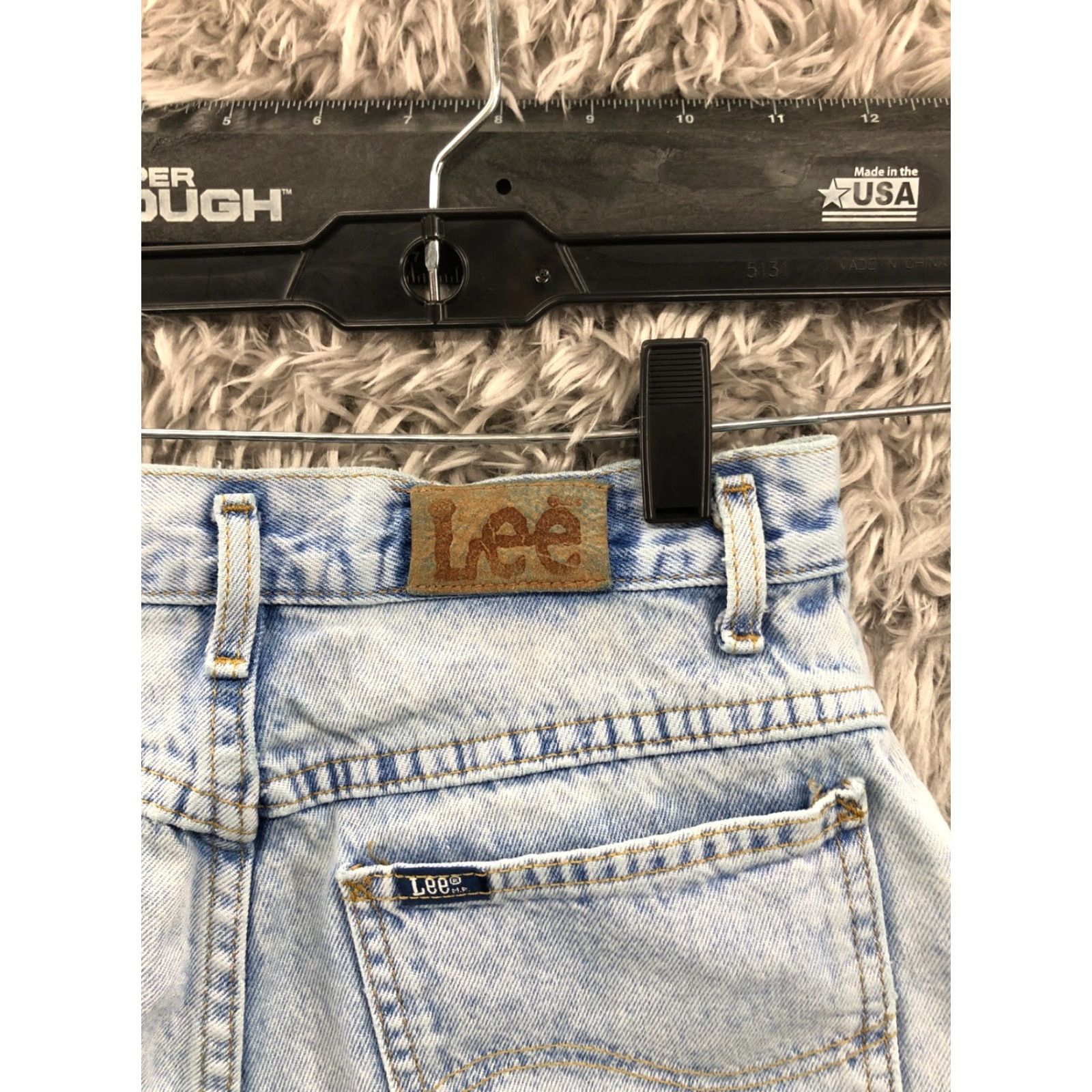 Lee **Lee Juniors Bermuda Shorts Size 7 Stone Wash Blue Denim** User: Lee Juniors Bermuda Shorts Size 7 Stone Wash Blue Denim Size 28" / US 6 / IT 42 - 5 Thumbnail