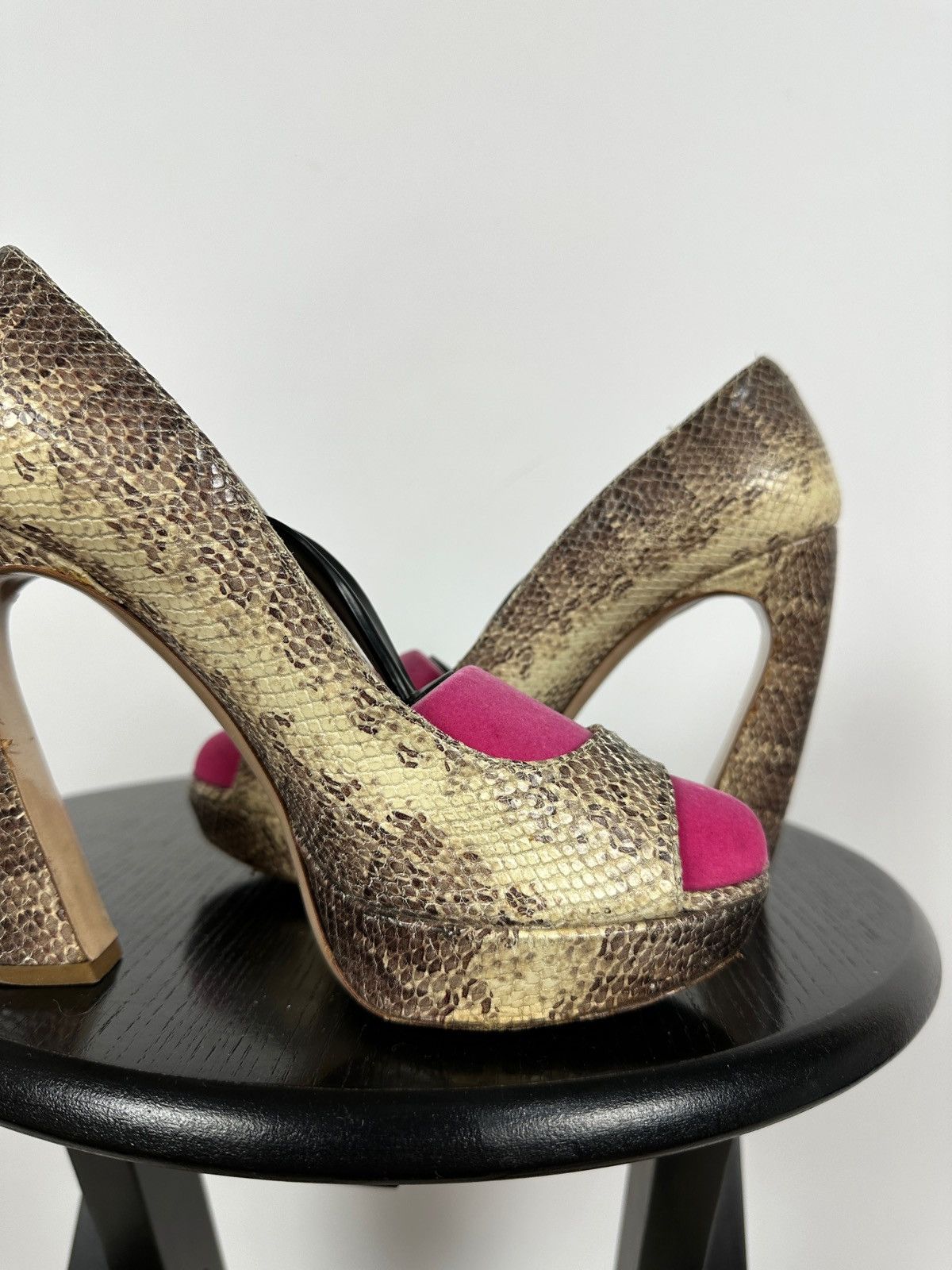 Miu Miu Miu Miu Snake Leather Platform Pumps Heel Size US 7 / IT 37 - 19 Thumbnail