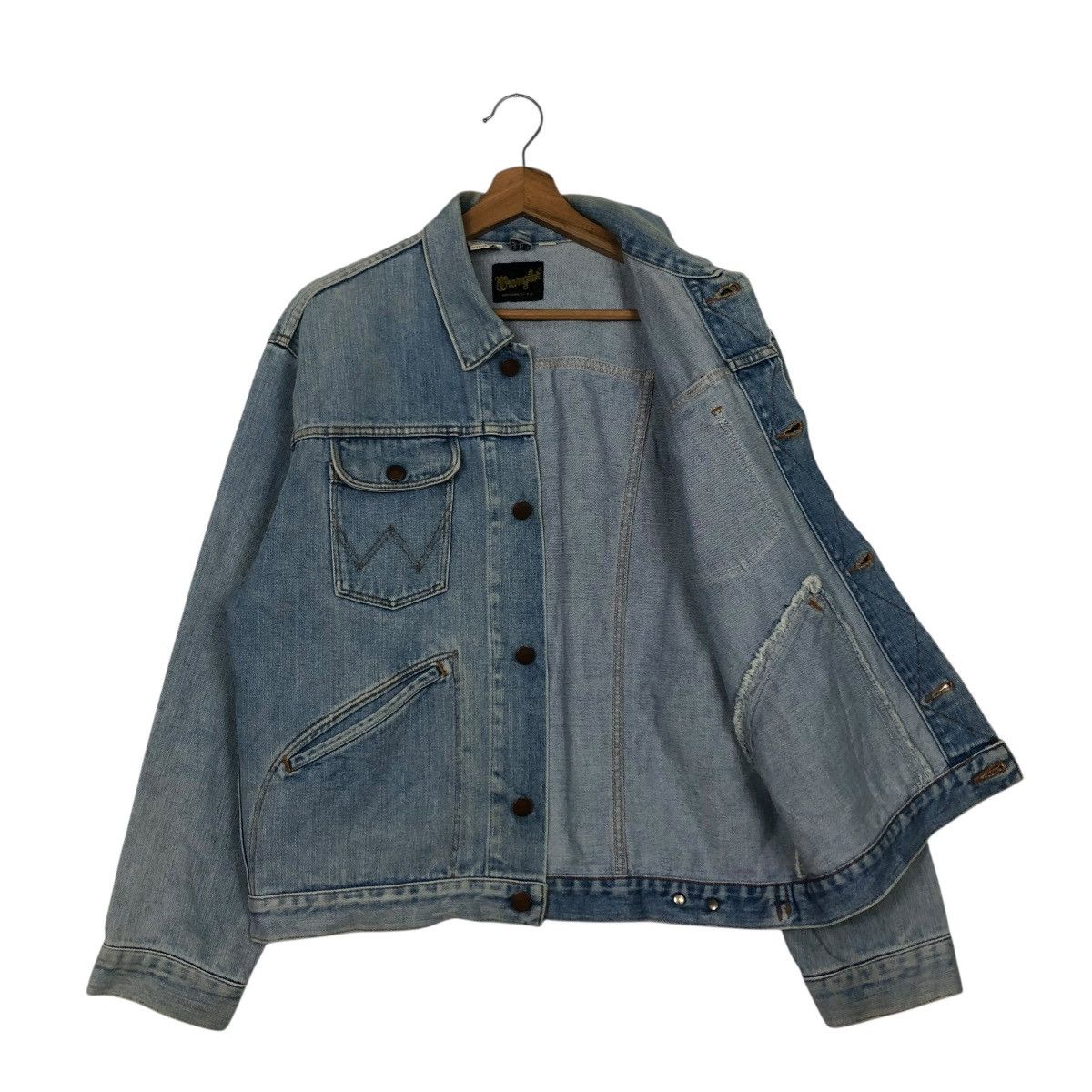 Wrangler 🔥14OZ BROKEN DENIM TRUCKER BIKER DENIM JACKET WRANGLER Size US M / EU 48-50 / 2 - 14 Thumbnail