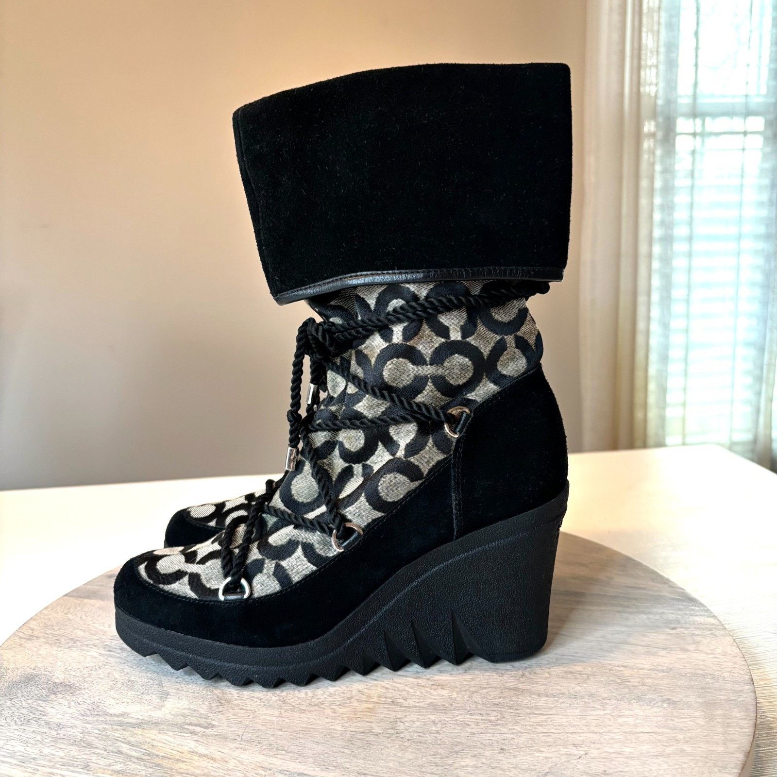 Coach Coach Signature Wedge Winter Boots Black Suede Women's 7.5 Size US 7.5 / IT 37.5 - 2 Thumbnail