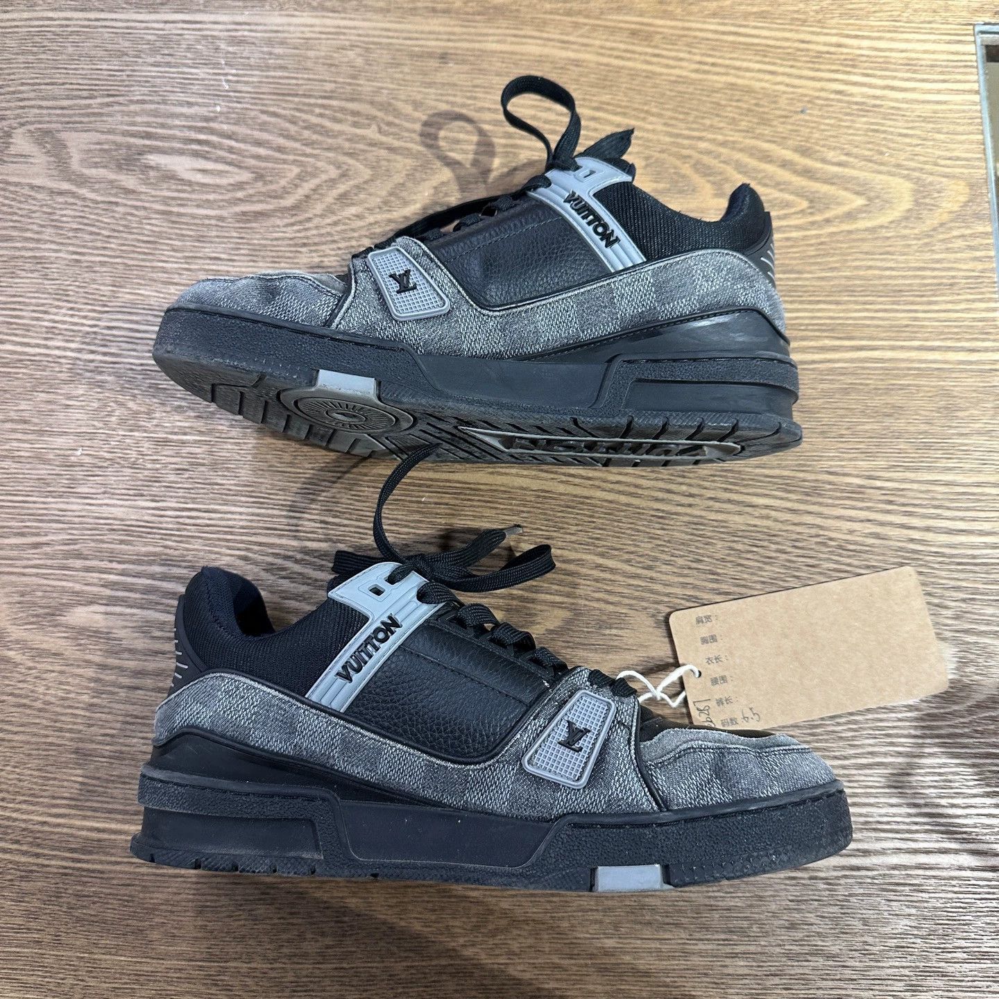 Louis Vuitton Louis Vuitton Damier Trainer 6.5 Size US 6.5 / IT 36.5 - 4 Thumbnail