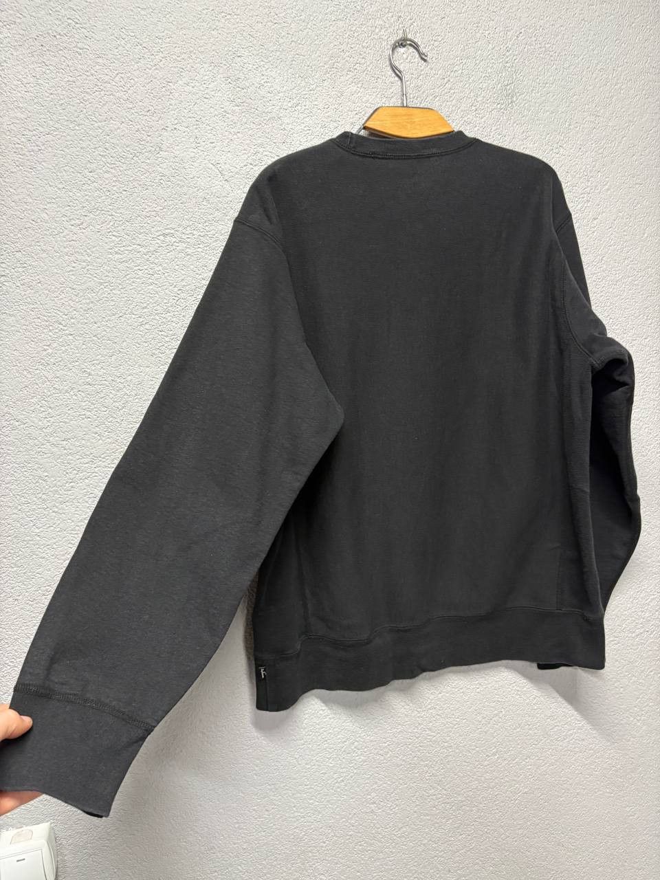 Supreme Supreme sweatshirt made in Canada size L Size US L / EU 52-54 / 3 - 6 Thumbnail