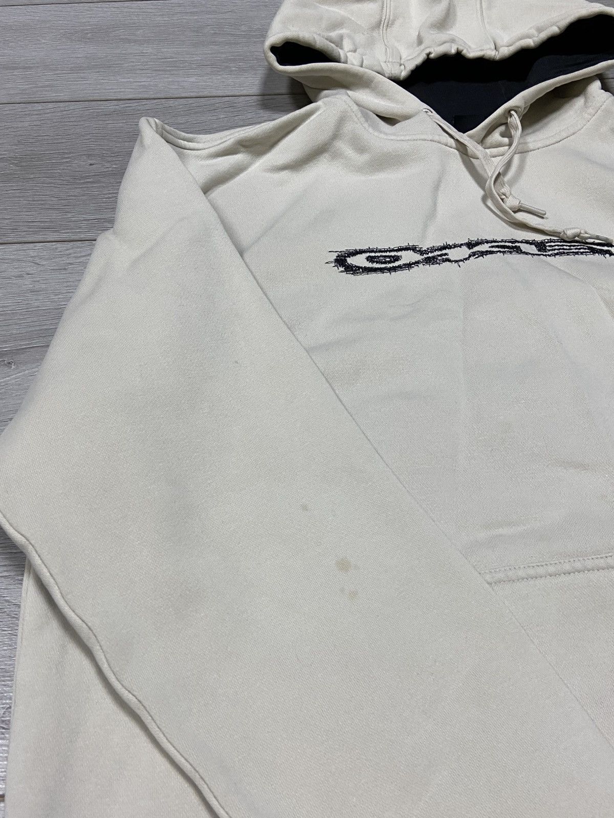 Oakley Oakley big logo distressed hoodie spell out Size US L / EU 52-54 / 3 - 5 Thumbnail
