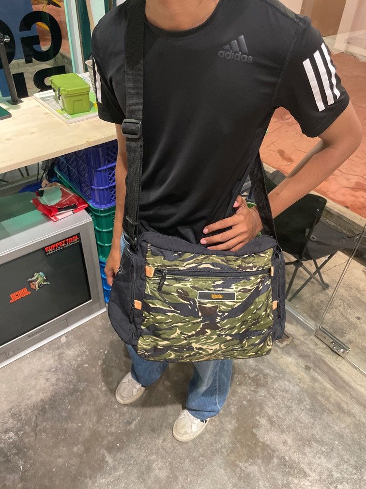 Japanese Brand Dj Honda camo sling bag Size ONE SIZE - 6 Thumbnail