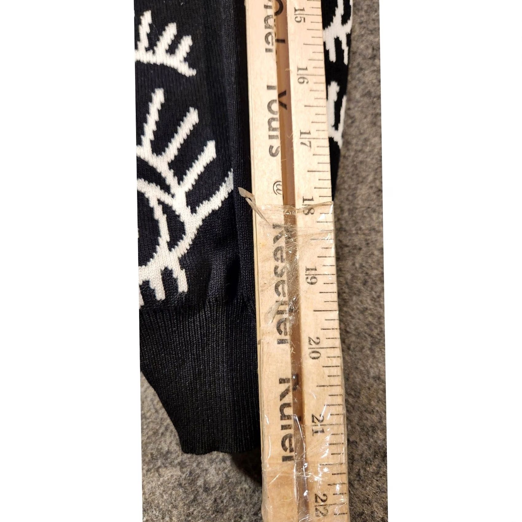 Gloverall Balboa Sweater Womens Medium Black Eye Graphic Allover Knit Crewneck Pullover Size M / US 6-8 / IT 42-44 - 7 Thumbnail