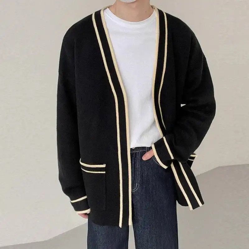 Japanese Brand × Vintage Black Casual Knitted Cardigan Sweater Size US L / EU 52-54 / 3 - 1 Thumbnail