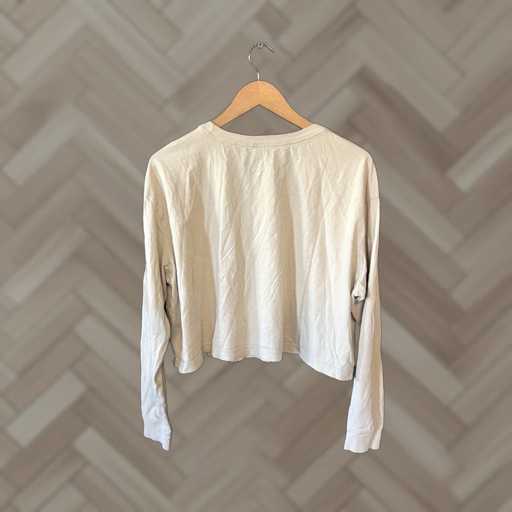 Nike Nike Tee Womens Cropped Shirt Long Sleeve Beige XL Size XL / US 12-14 / IT 48-50 - 1 Thumbnail