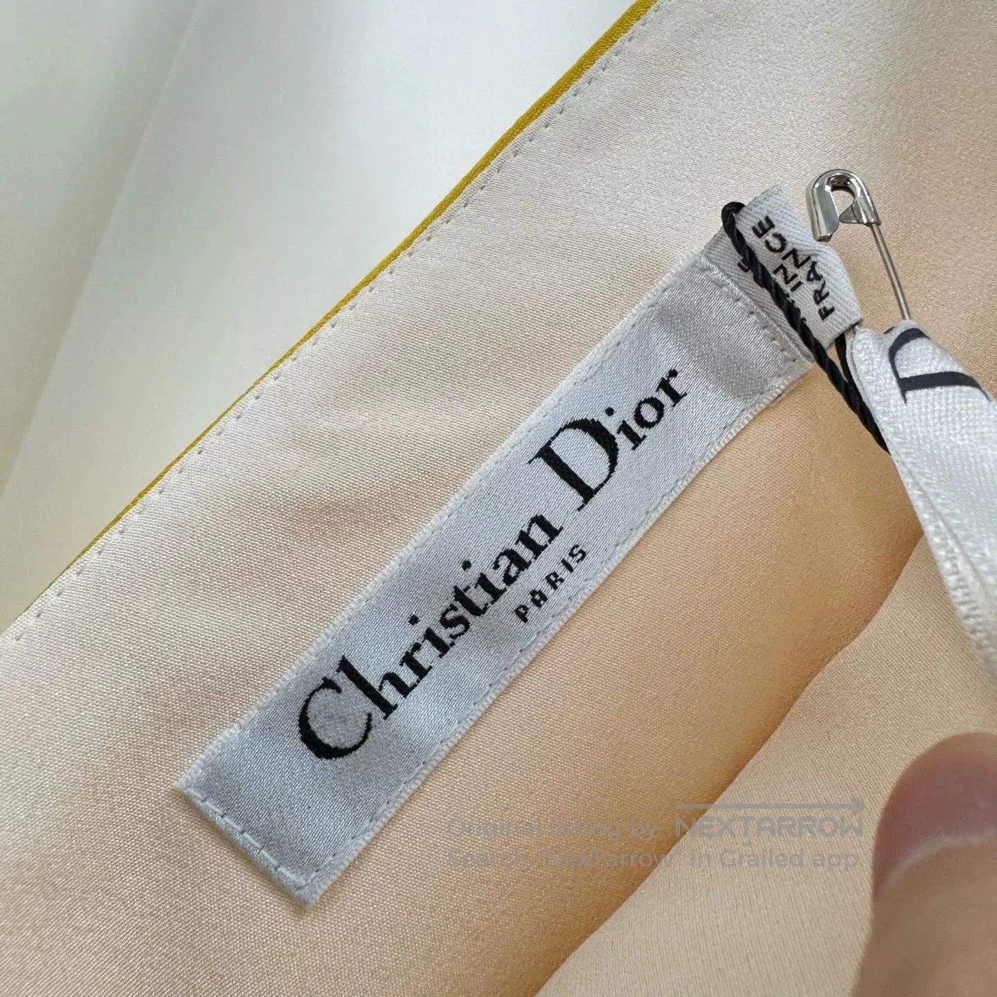 Dior Dior Thick Silk V-Neck Dress. Size S / US 4 / IT 40 - 5 Thumbnail