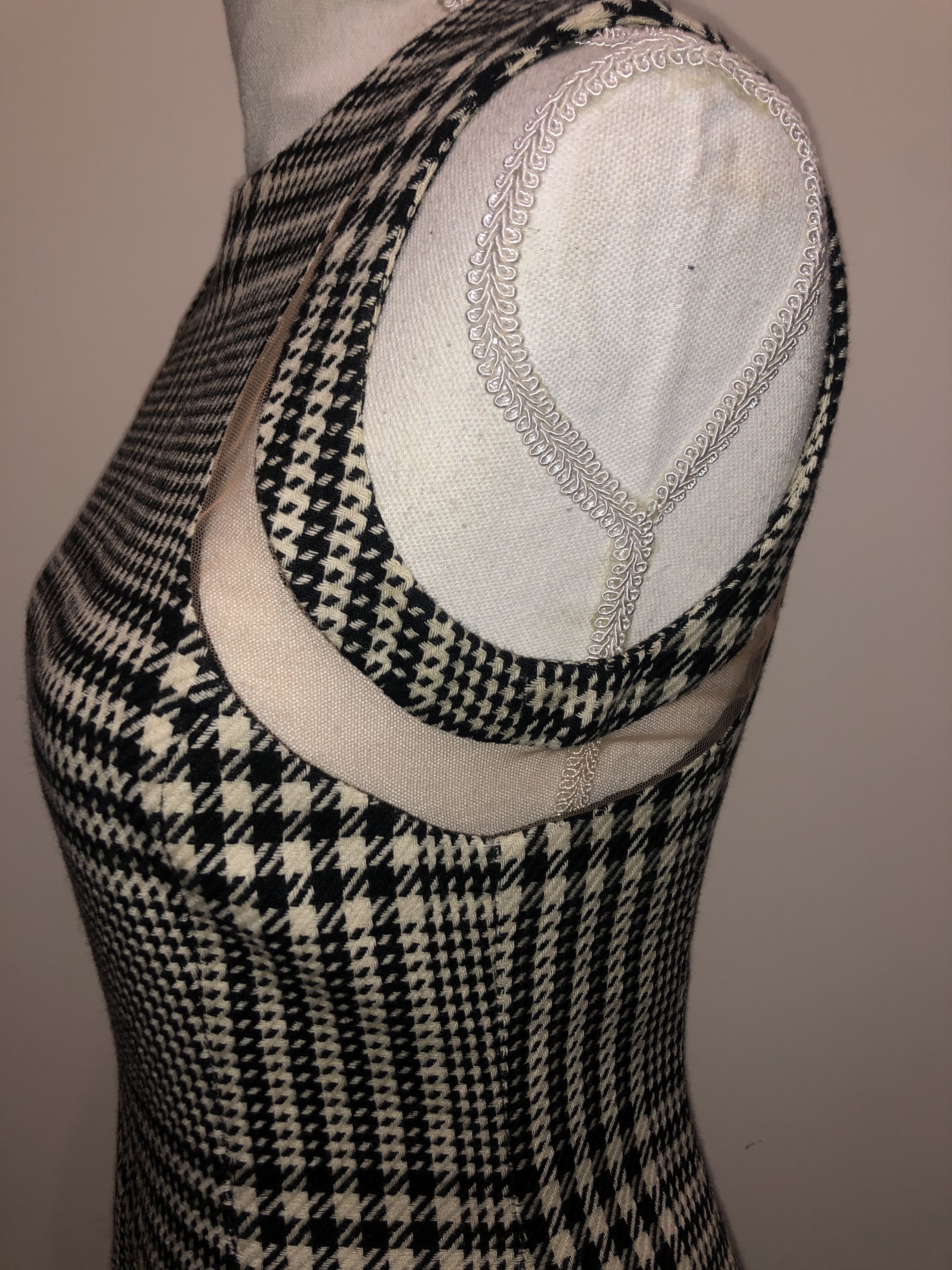 Versace Embellished Prince of Wales Wool Dress Size S / US 4 / IT 40 - 7 Thumbnail