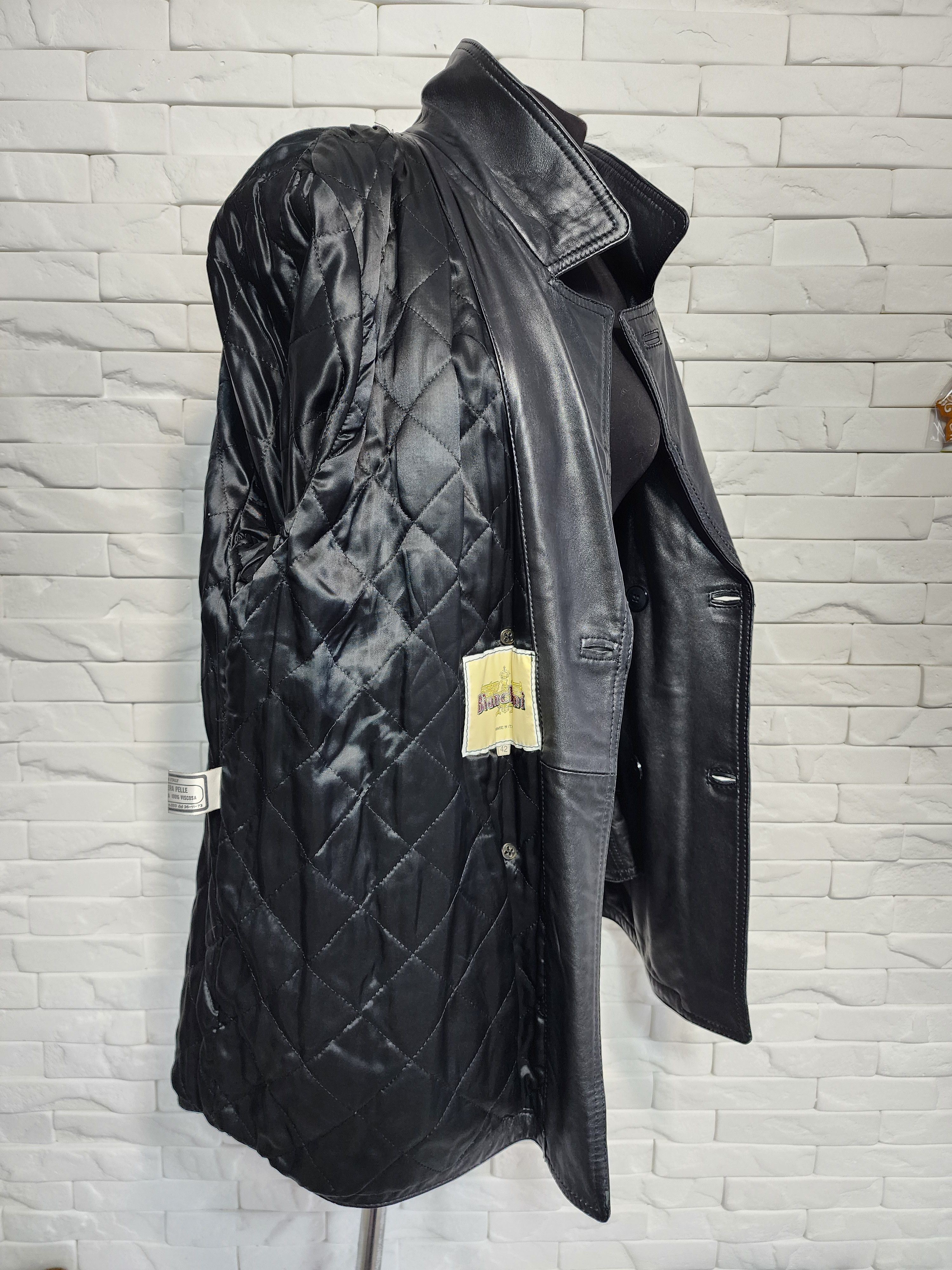 Other Elegant Black Women's Leather Jacket: Size XL / US 12-14 / IT 48-50 - 10 Thumbnail