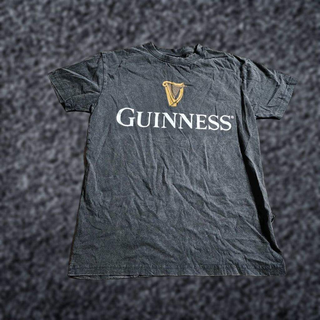 Vintage Guinness Extra Stout Beer Guinness Logo T-Shirt Mens S Gray 100% Cotton Short Sleeve Crew Neck Vintage? No Size US S / EU 44-46 / 1 - 1 Thumbnail
