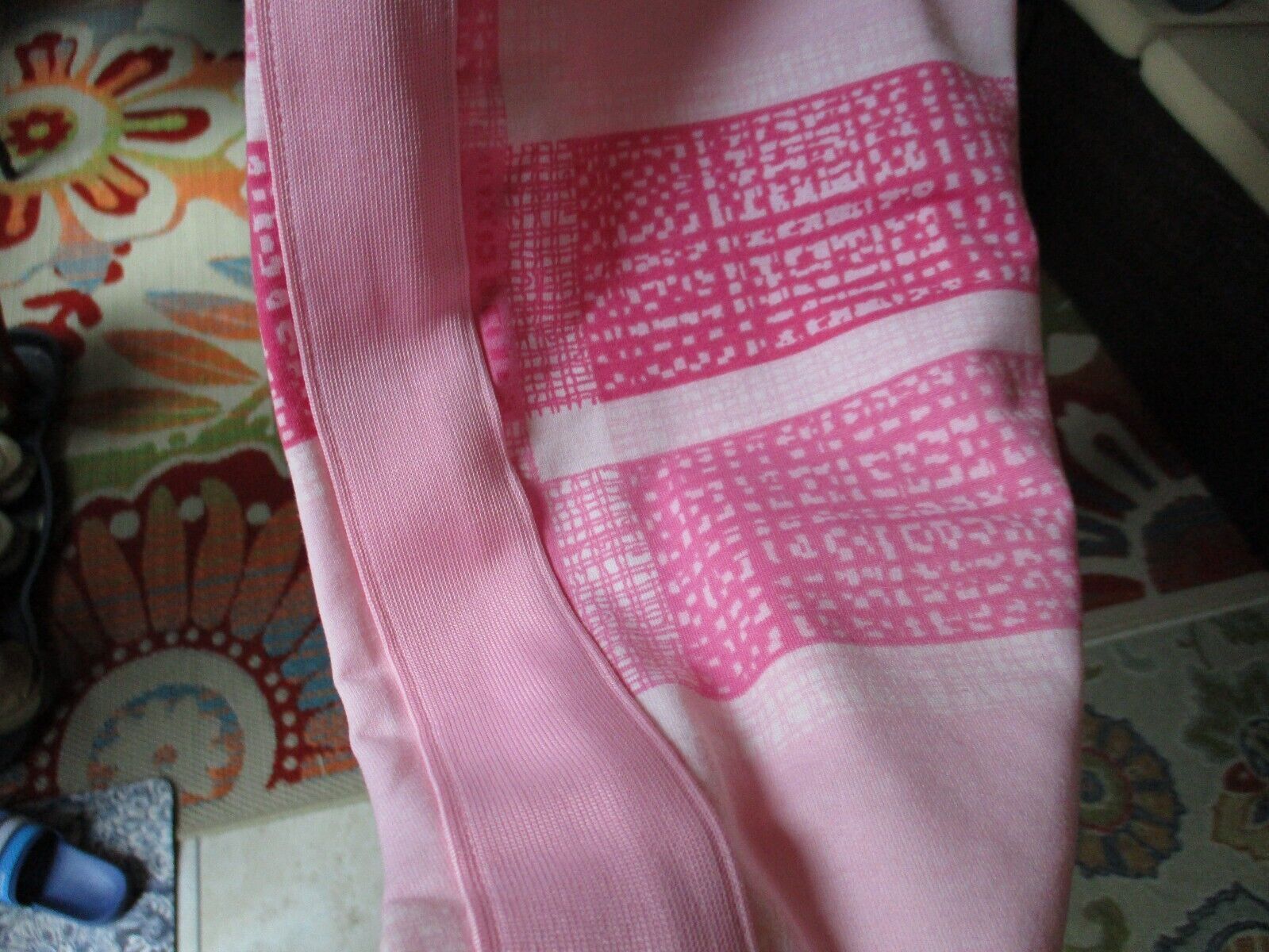 Other LuLaroe NWOT Jax Small Pink Plaid Joggers Sweatpants Size 28" / US 6 / IT 42 - 5 Thumbnail