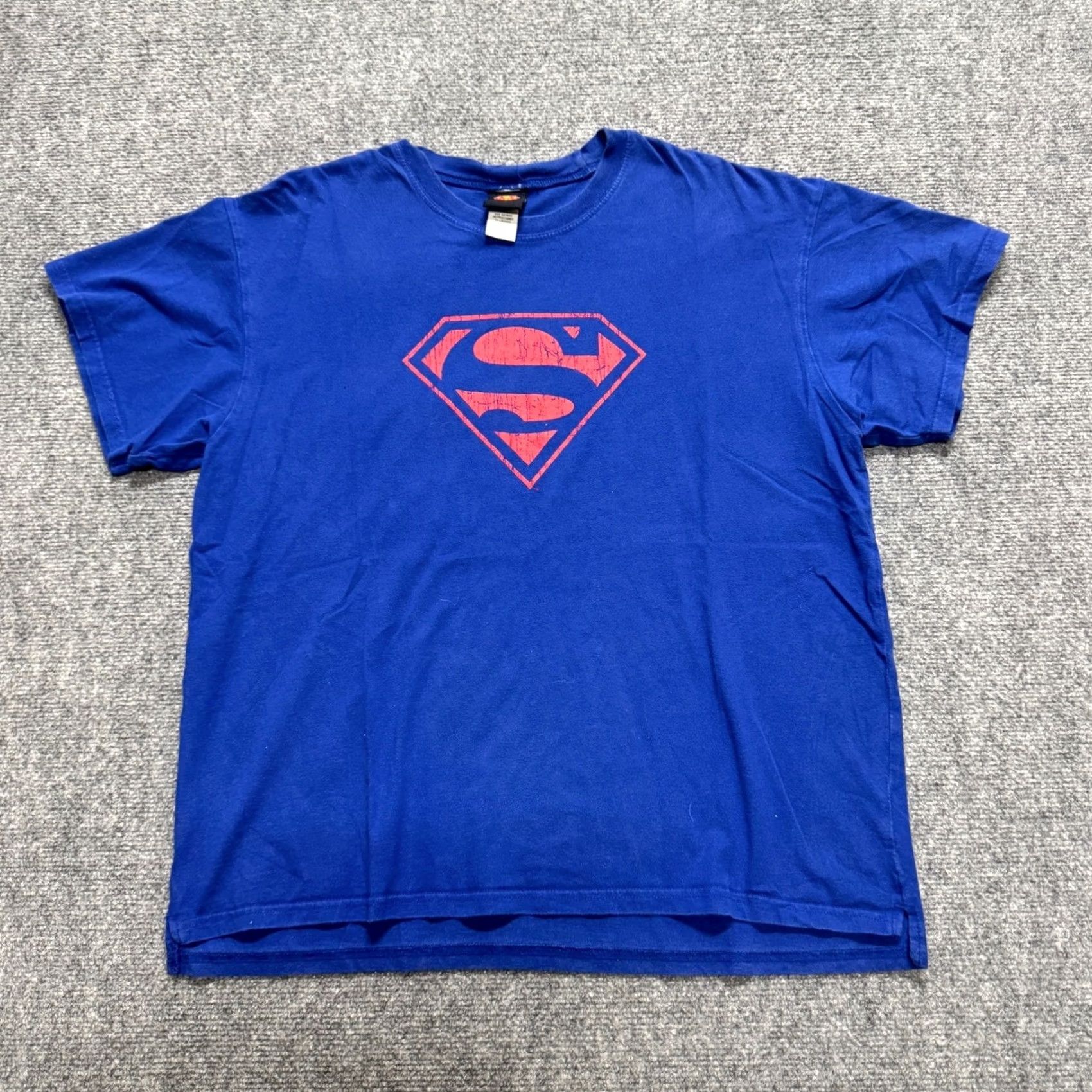 Logo 7 VTG DC Super Man T-Shirt Shirt Men Small Logo Cotton Faded Blue Comics Superhero 90s Distressed Mens Shirt Size US S / EU 44-46 / 1 - 8 Thumbnail