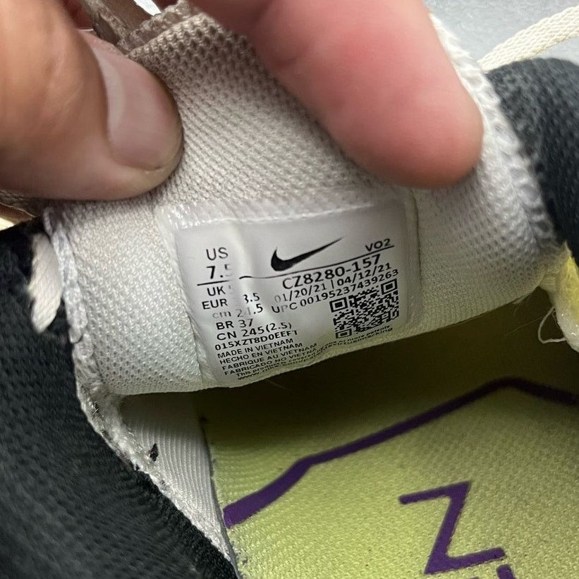 Nike NIKE Metcon 7 Running Shoe, White, Purple, Lemon Women 7.5" Size US 7.5 / IT 37.5 - 7 Thumbnail