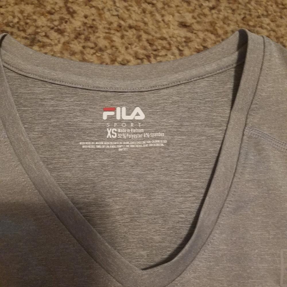 Designer NWT Fila Sport XS Gray Shirt Size XS / US 0-2 / IT 36-38 - 2 Thumbnail