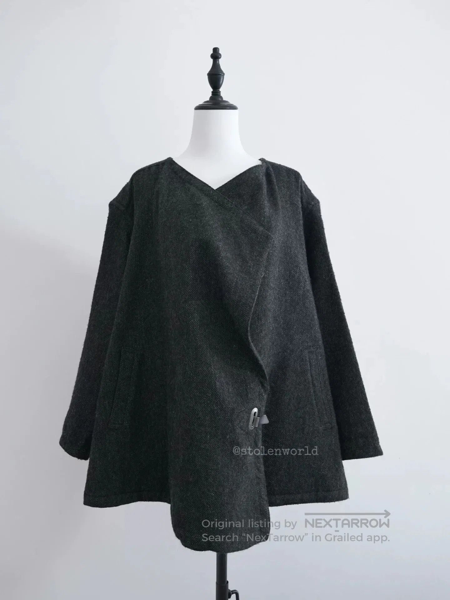 Issey Miyake 80s Issey Miyake Wool Coat with Iron Fastening. Size M / US 6-8 / IT 42-44 - 4 Thumbnail
