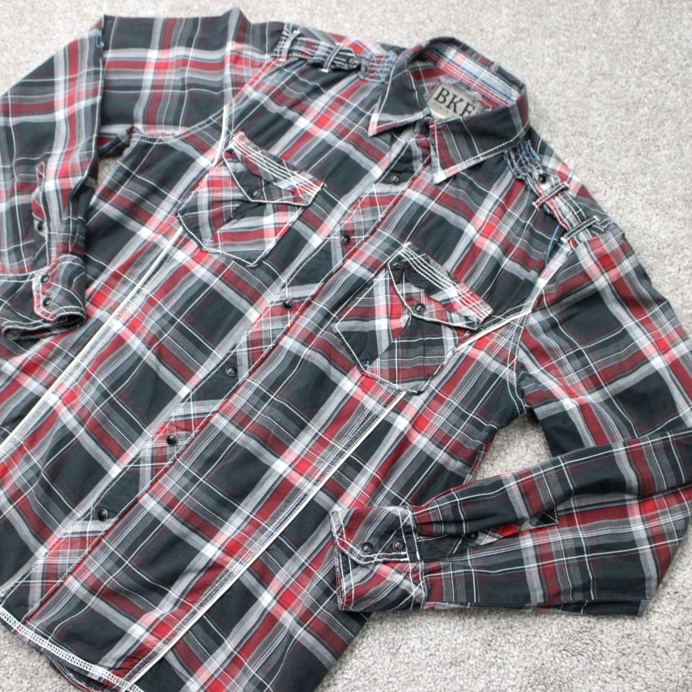 BKE BKE Pearl Snap Shirt Mens Small Red/Black Plaid Athletic Fit Cotton Long Sleeve Size US S / EU 44-46 / 1 - 3 Thumbnail
